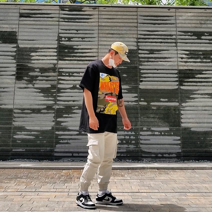 Supreme Wheaties T-Shirt Black - 21SS, Nike x Supreme SB Dunk Low Black 착용 스타일