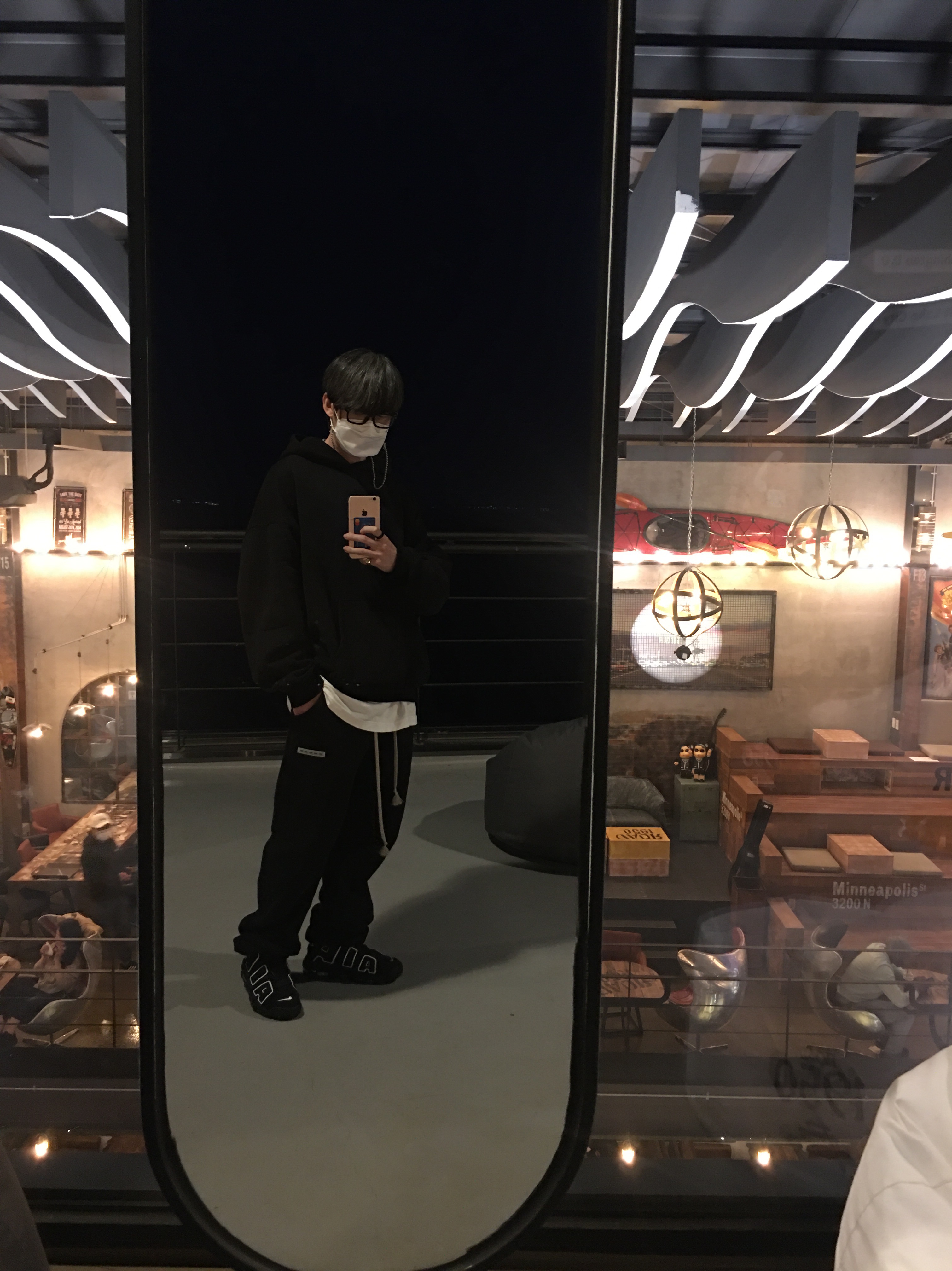 Nike Air More Uptempo Black White 2020 착용 스타일