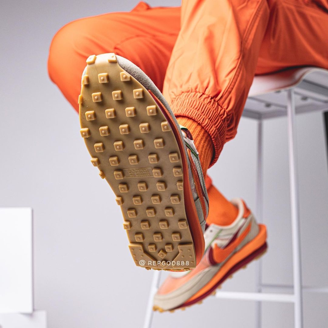 Nike x Sacai LDWaffle Green Multi, Nike x Sacai LDWaffle Blue Multi 착용 스타일 - 5