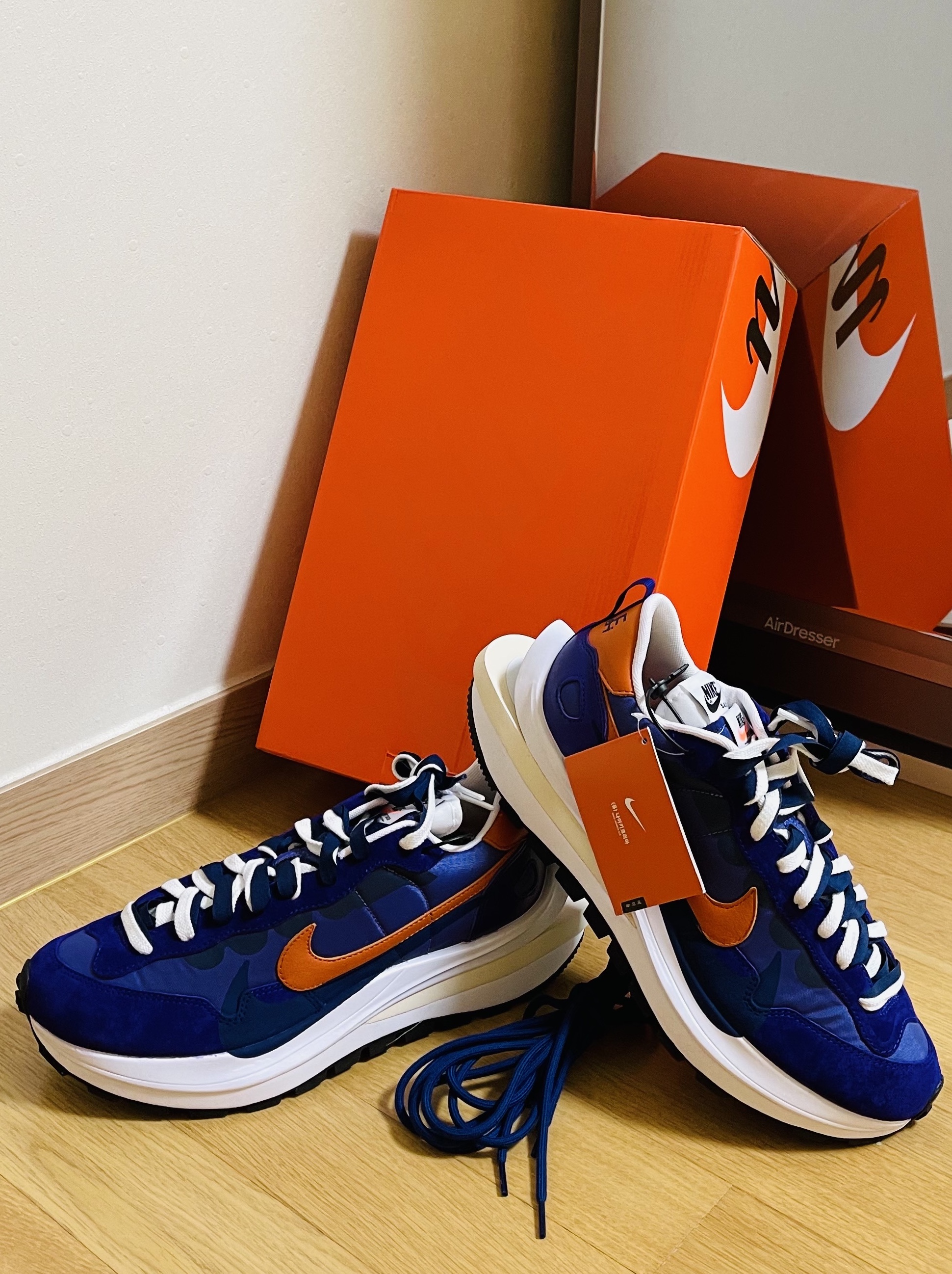 Nike x Sacai VaporWaffle Dark Iris 착용 스타일