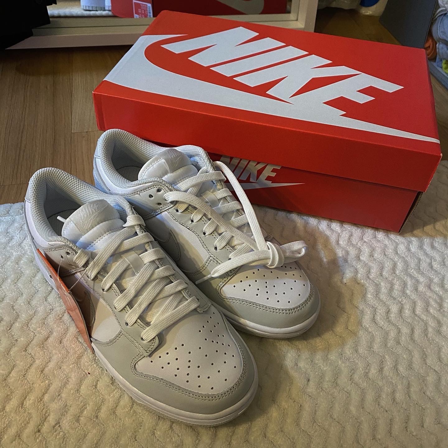 (W) Nike Dunk Low Photon Dust 착용 스타일 - 2