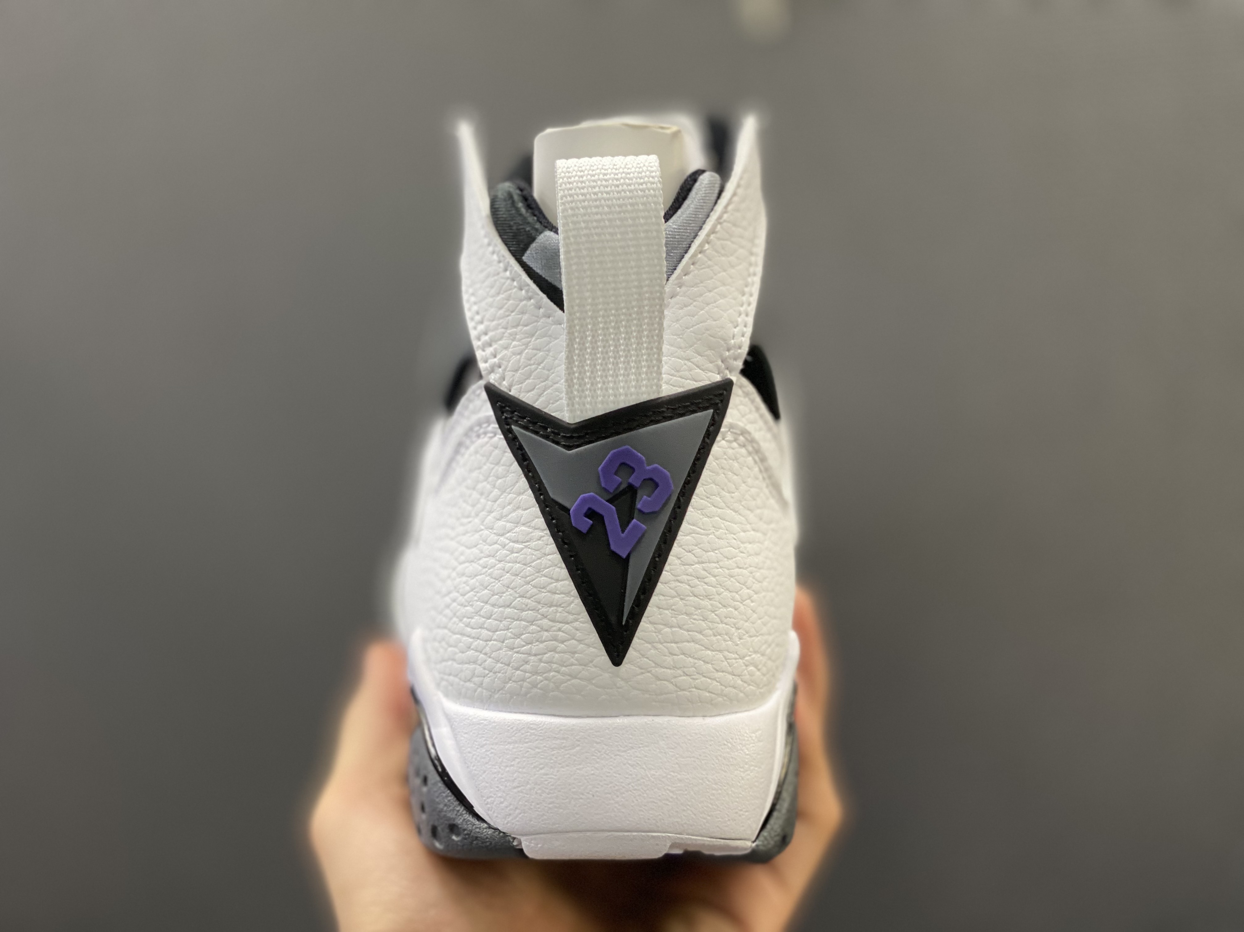 Jordan 7 Retro Flint 2021 착용 스타일 - 3