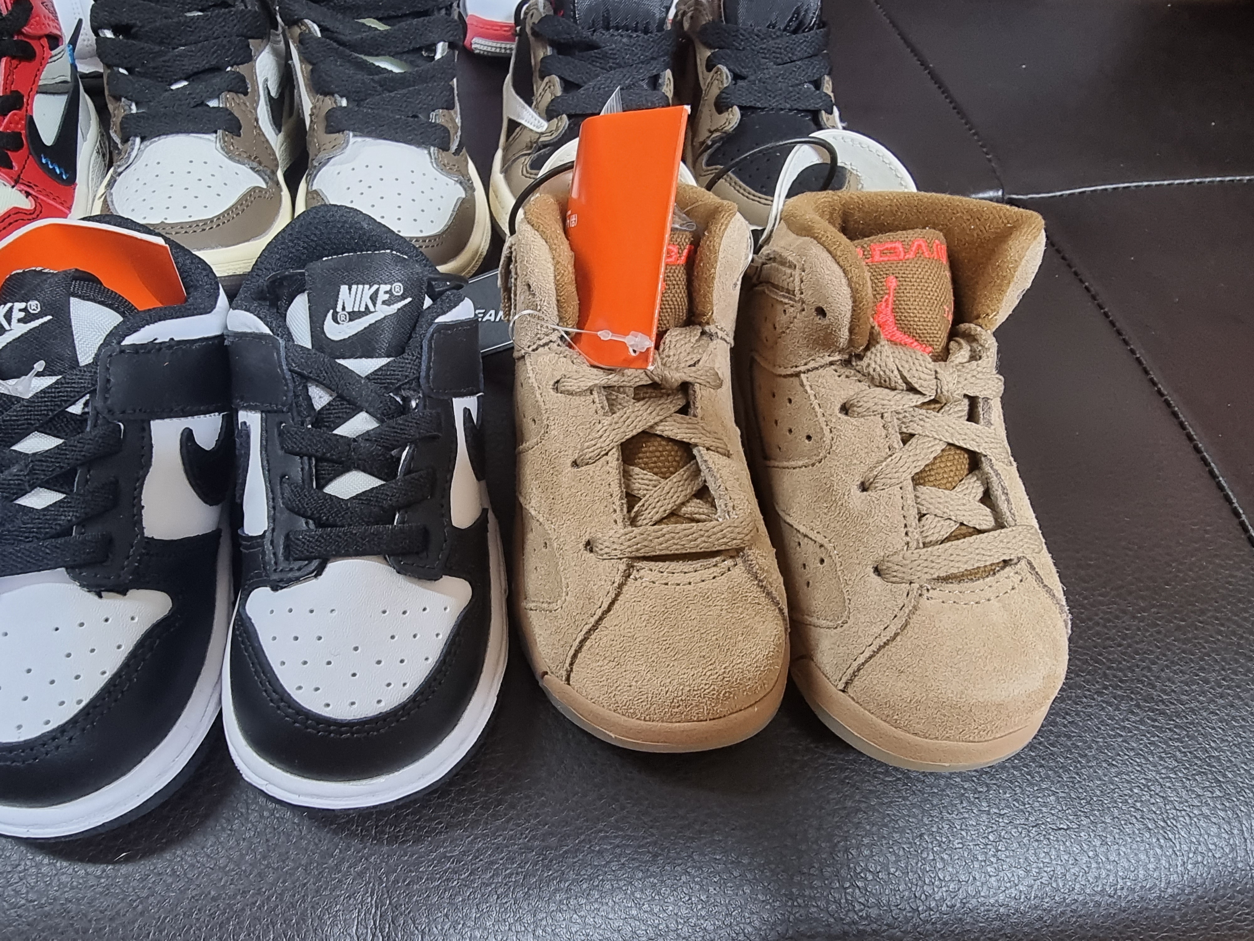 (TD) Jordan 6 x Travis Scott Retro SP British Khaki 착용 스타일 - 1