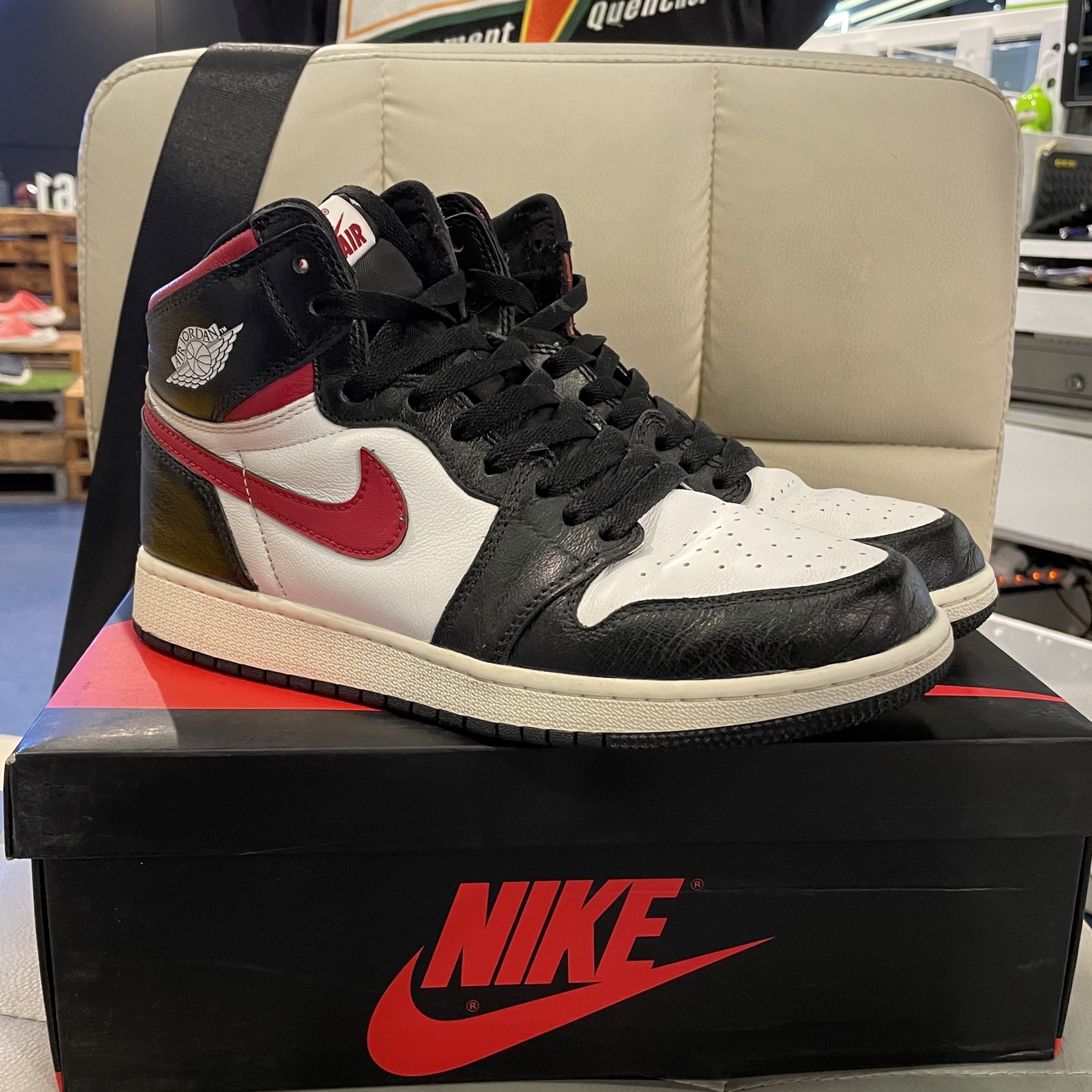 Jordan 1 Retro High OG Gym Red 착용 스타일