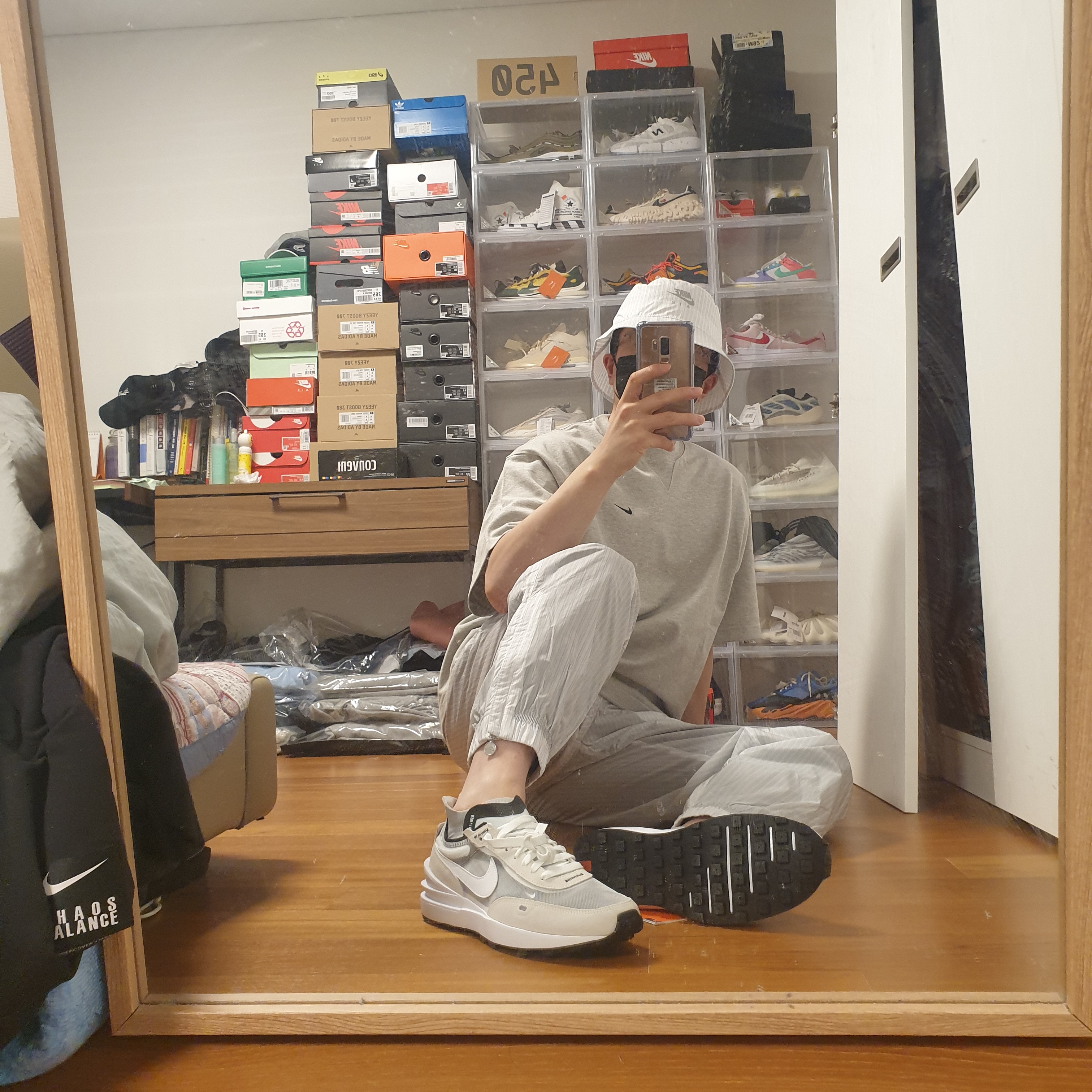 Nike x Kim Jones Bucket Hat White, Nike x Kim Jones Oversized T-Shirt Grey Heather - US/EU 착용 스타일 - 4