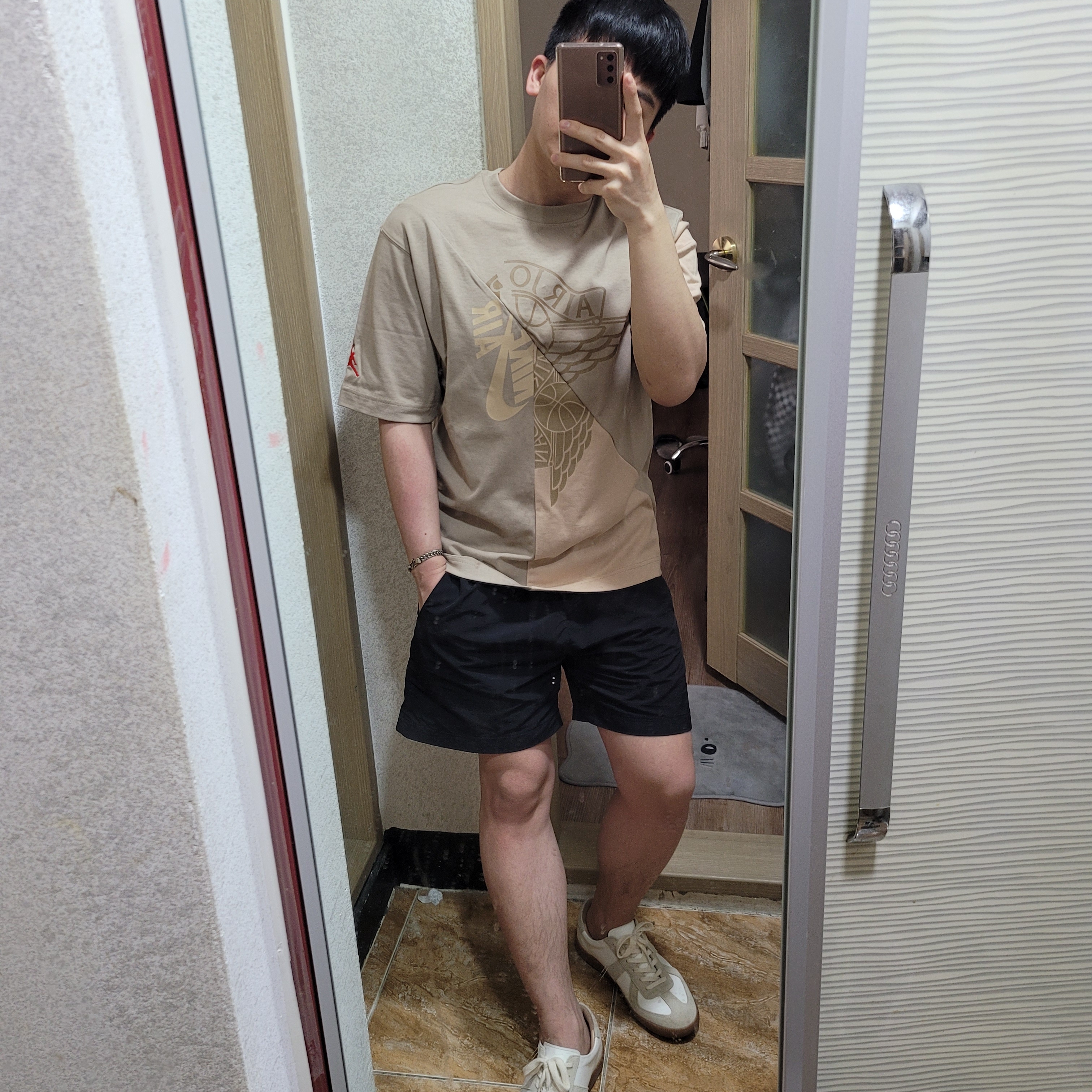 Jordan x Travis Scott S/S Top - Asia 착용 스타일