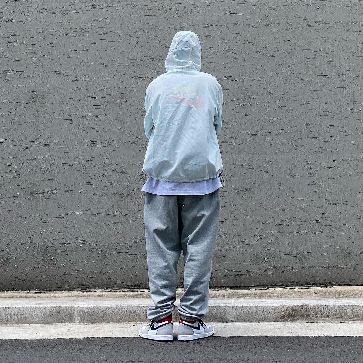 Supreme x Nike Jewel Reversible Ripstop Anorak White - 20FW, Nike x Stussy NRG ZR Fleece Pants Heather Grey - US/EU 착용 스타일 - 2