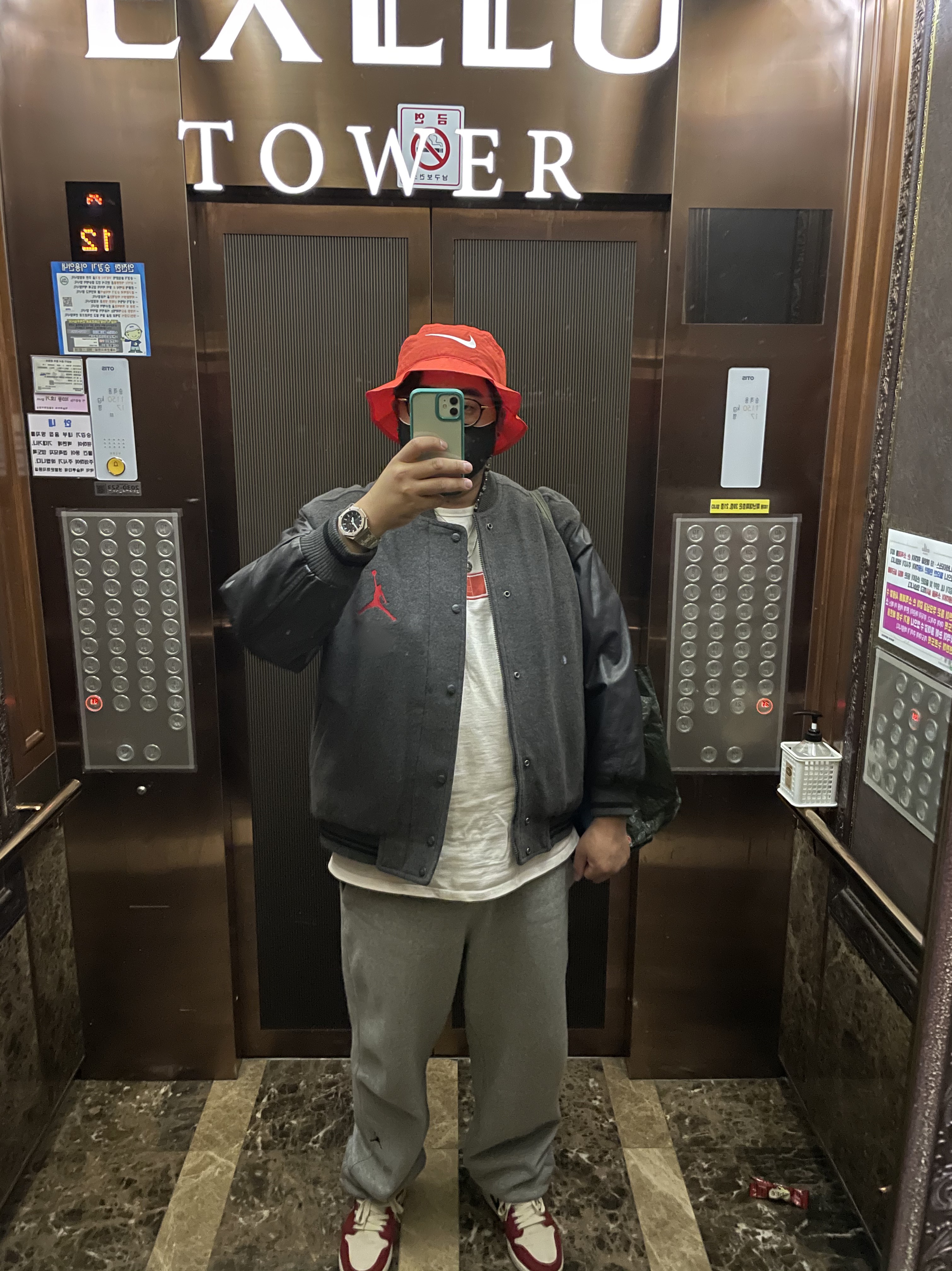 Jordan 1 KO Chicago 2021 착용 스타일 - 1