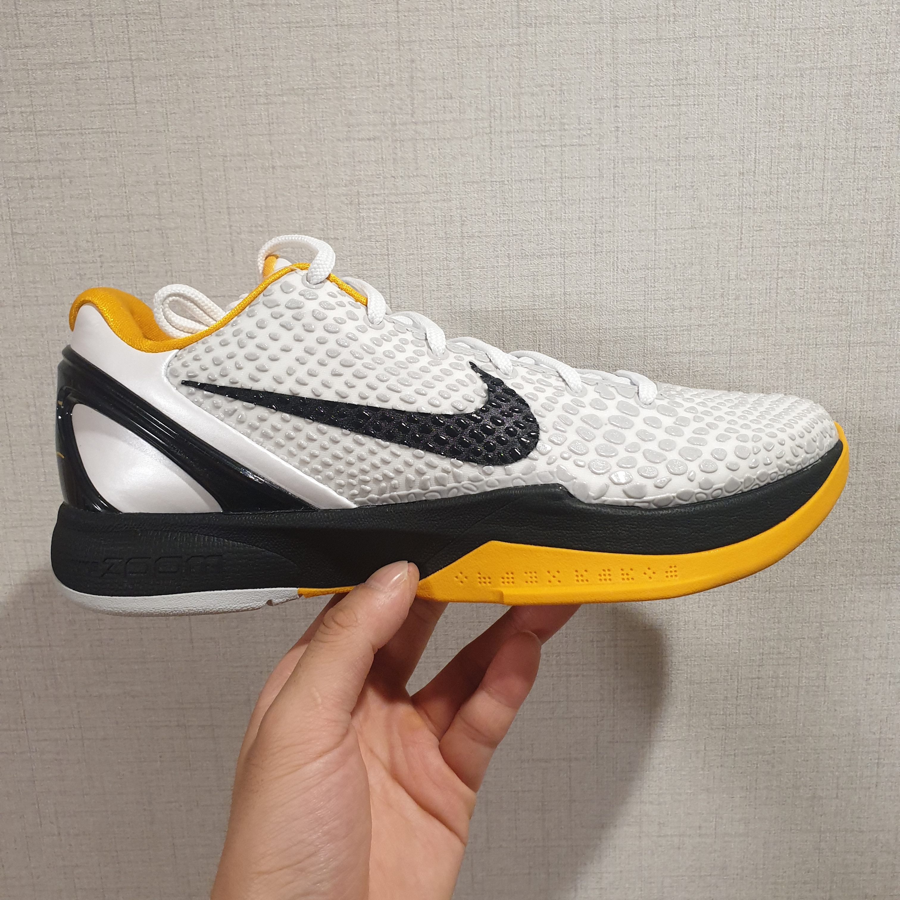 Nike Kobe 6 Protro White Del Sol 착용 스타일