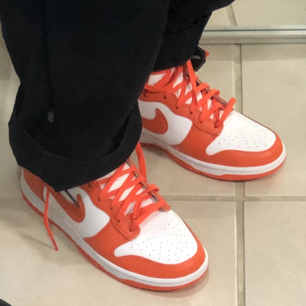 Nike Dunk High Retro Orange Blaze 착용 스타일