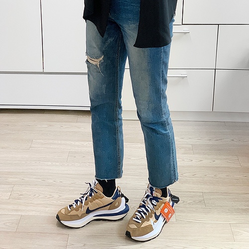 Nike x Sacai VaporWaffle Sesame and Blue Void 착용 스타일 - 1