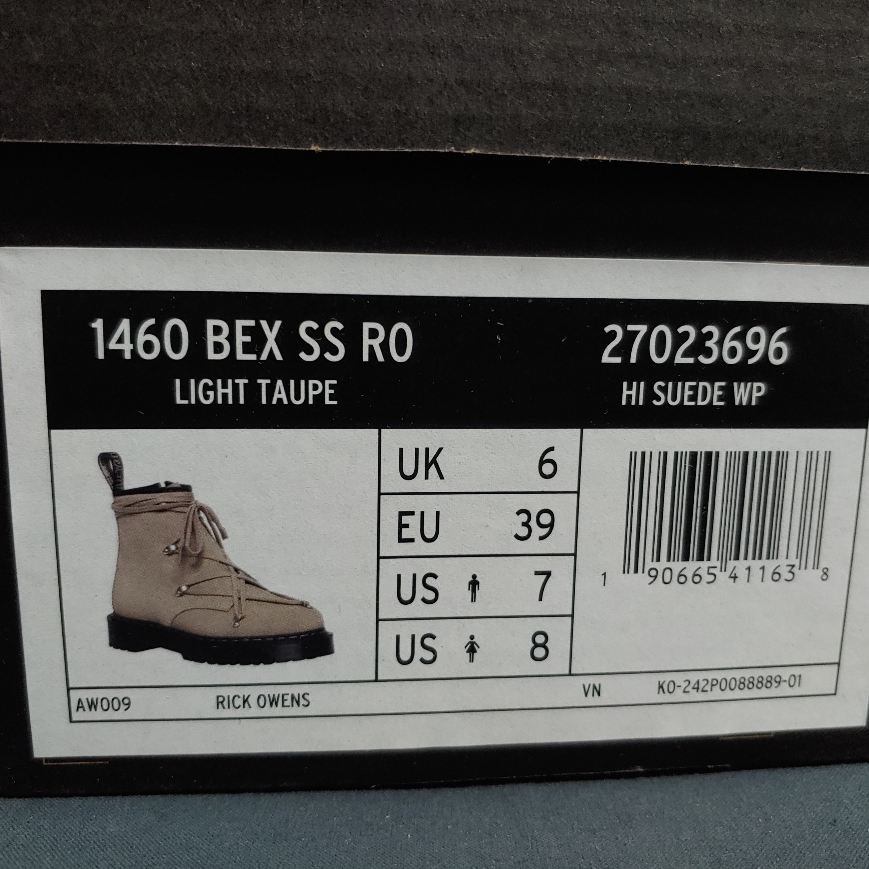 Dr. Martens x Rick Owens 1460 Bex Suede Lace Up Boots 착용 스타일 - 4