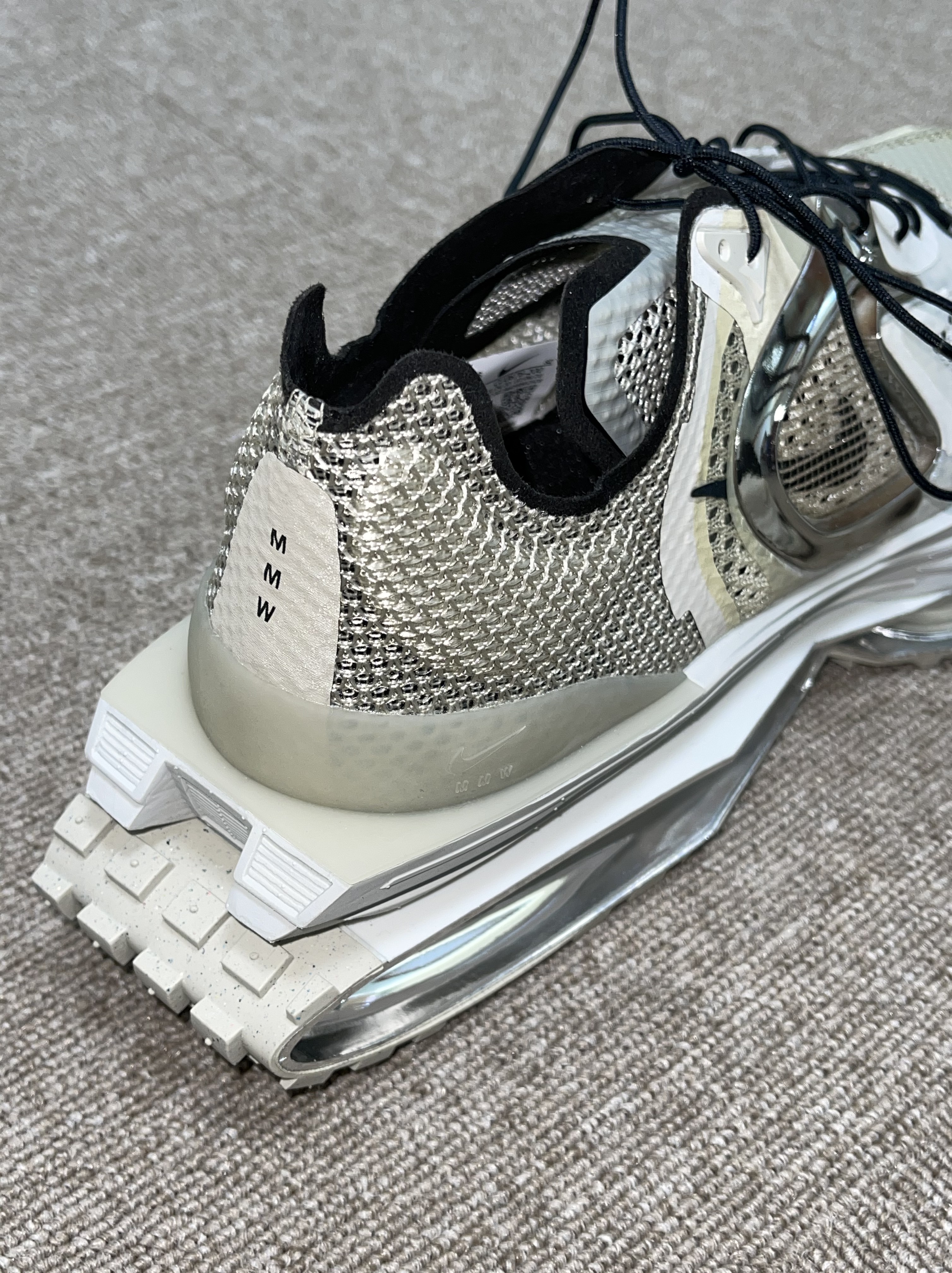 Nike x Matthew M Williams Zoom 004 Stone 착용 스타일 - 5