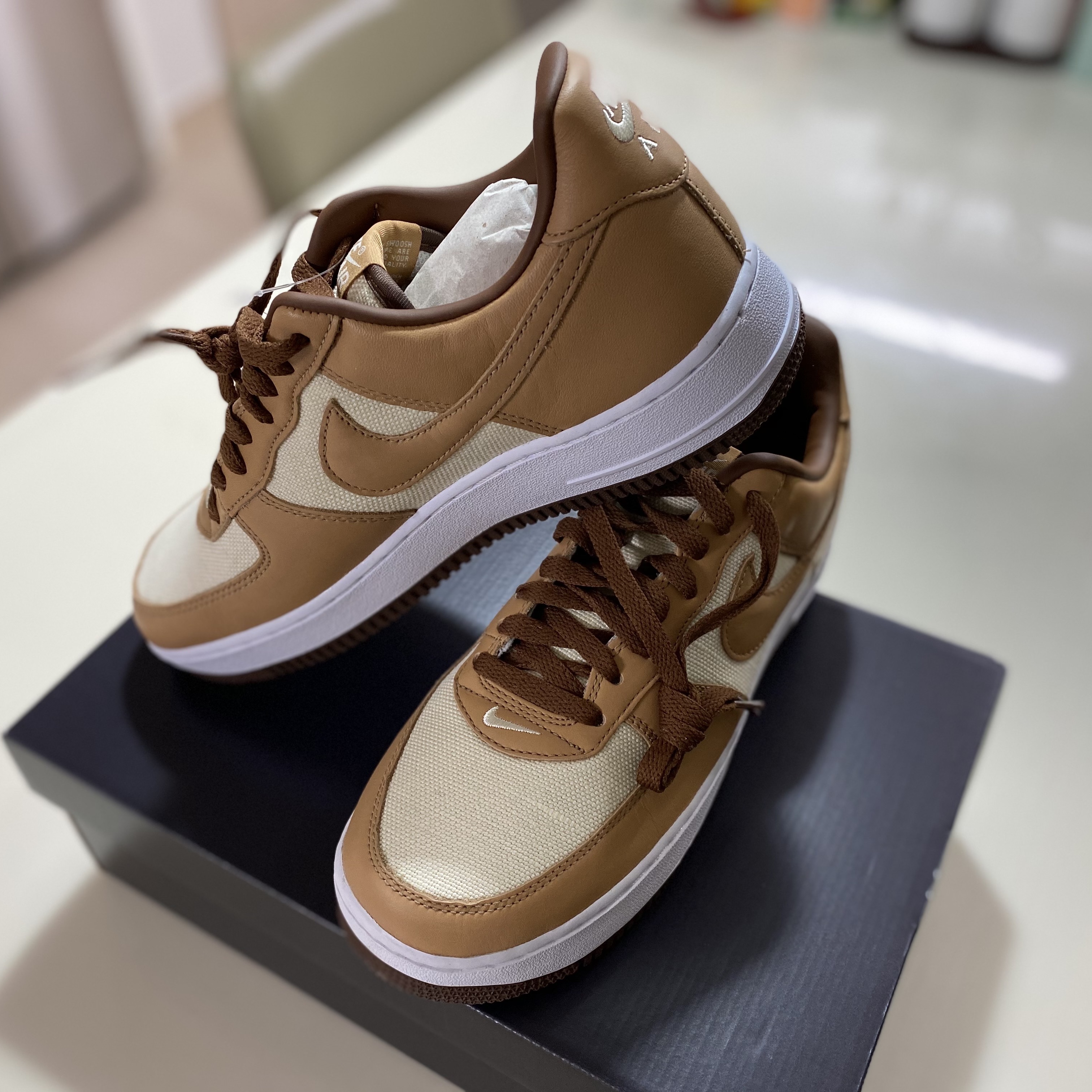Nike Air Force 1 Low QS Acorn 2021 착용 스타일
