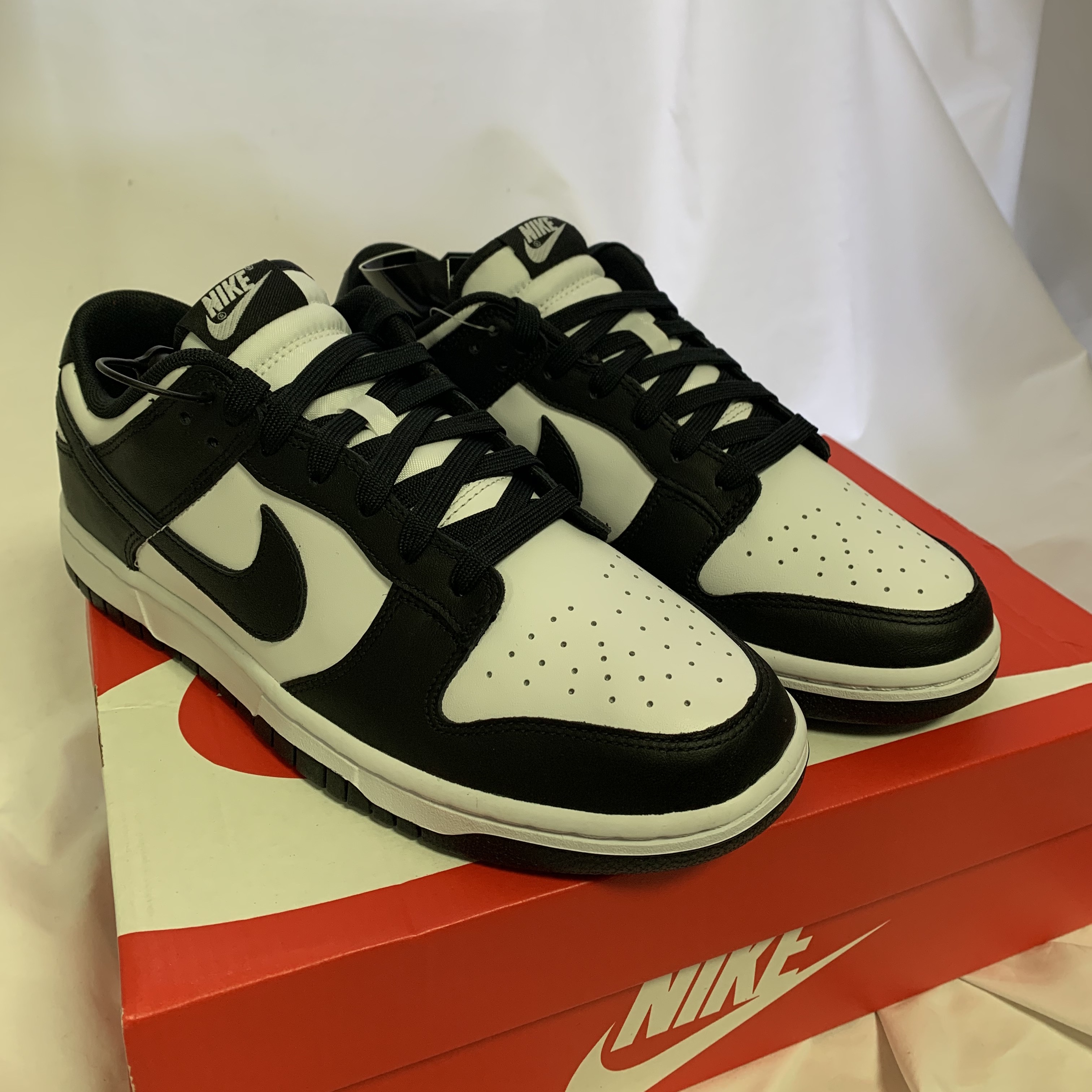 Nike Dunk Low Retro Black 착용 스타일