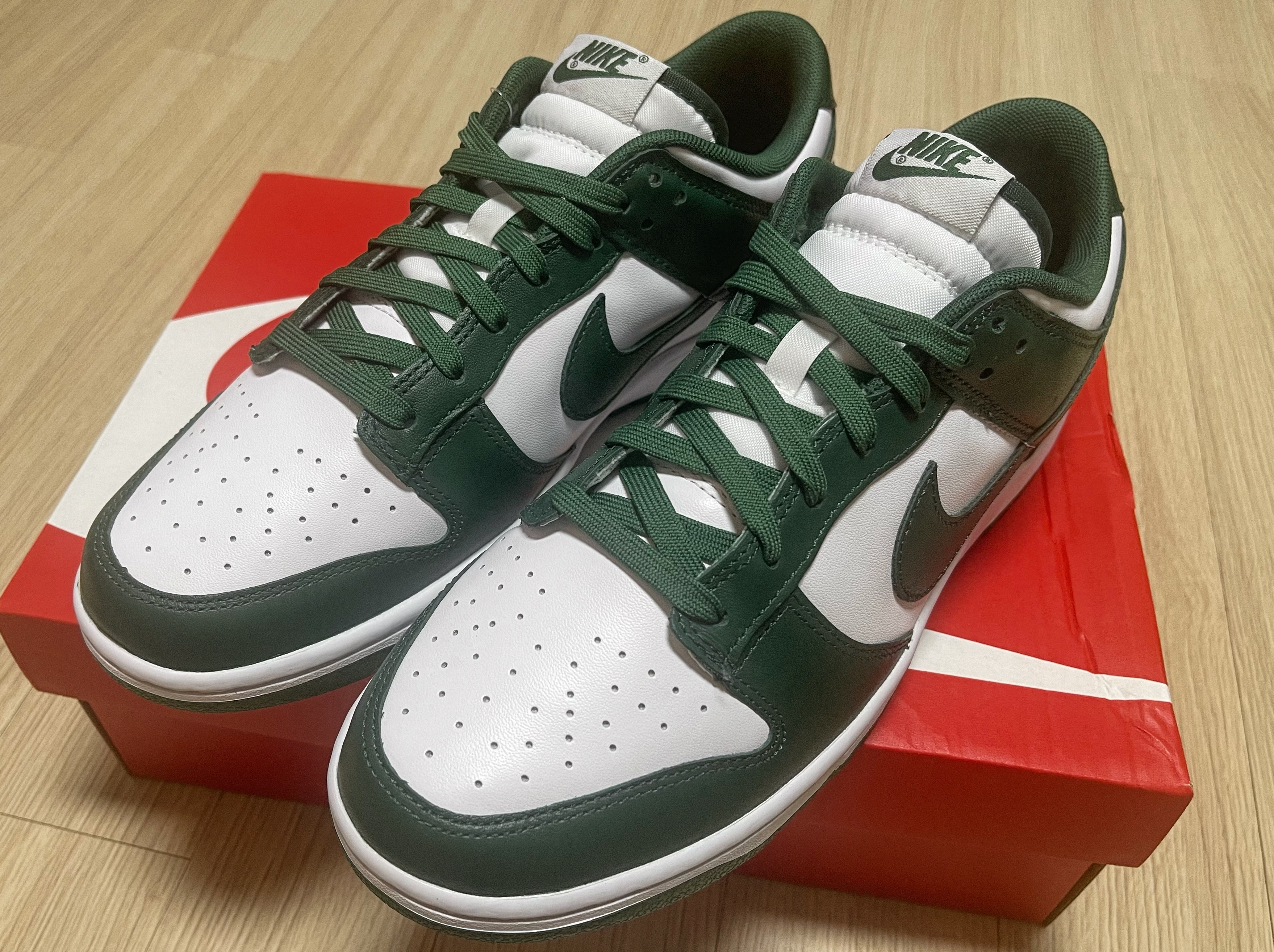 Nike Dunk Low Retro Varsity Green 착용 스타일 - 1