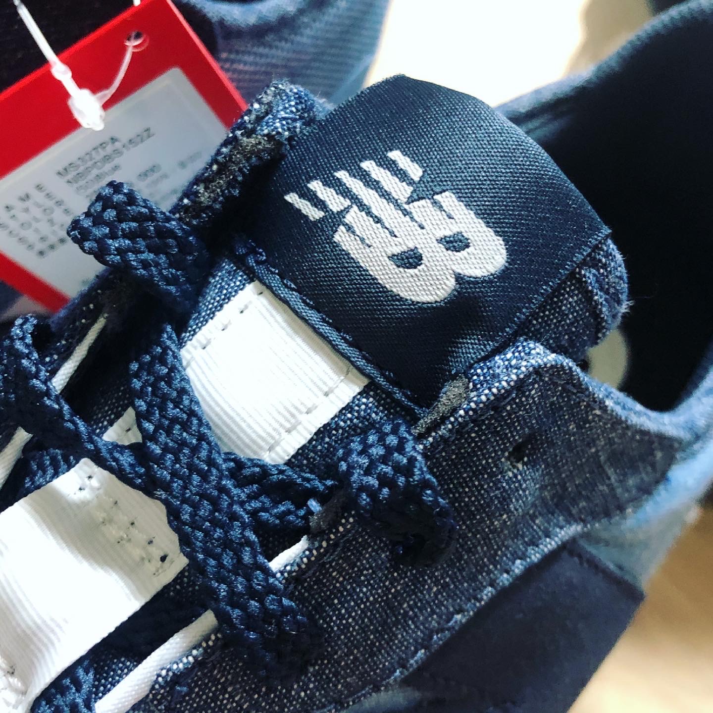 New Balance 327 Eclipse 착용 스타일 - 4