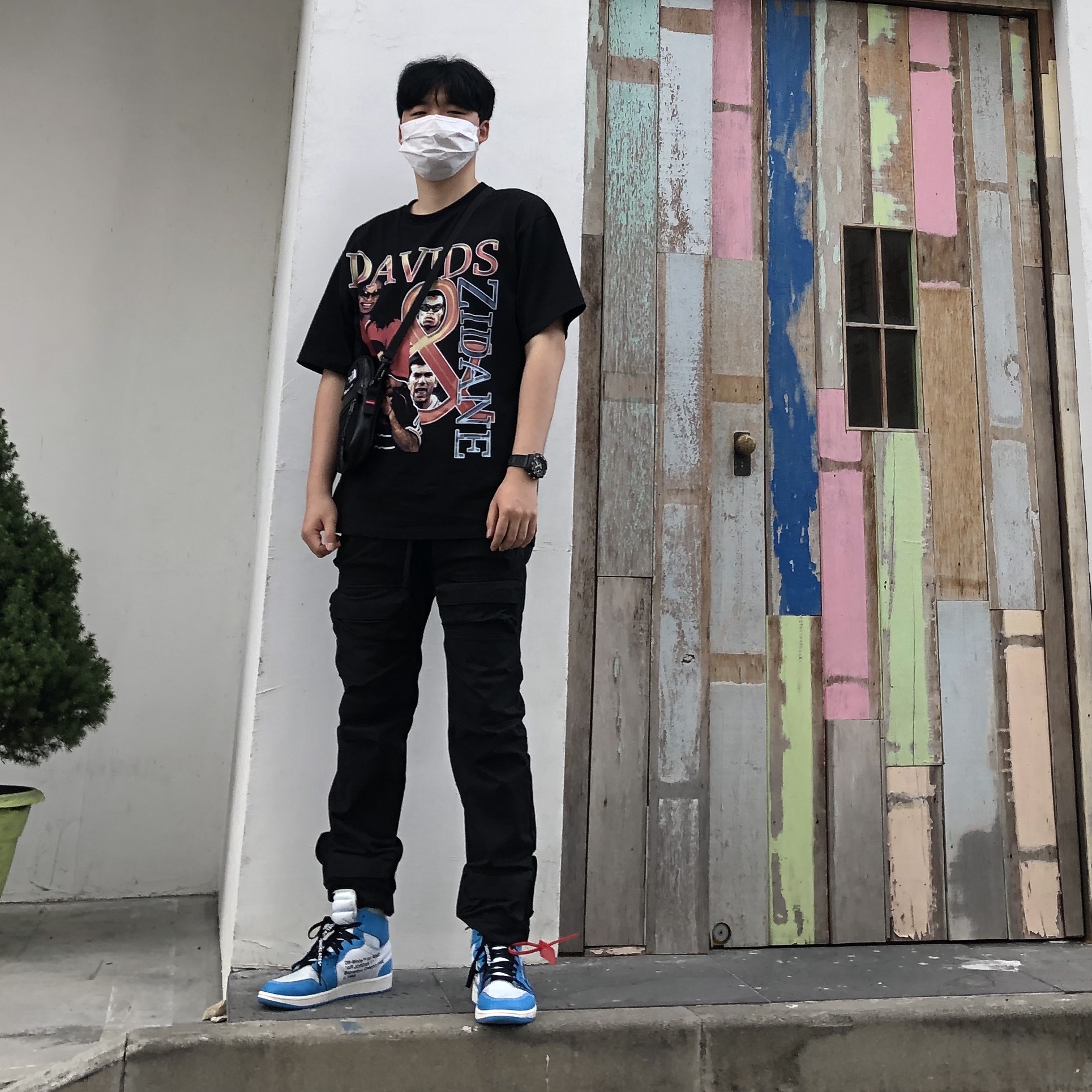 Jordan 1 x Off-White Retro High University Blue 착용 스타일