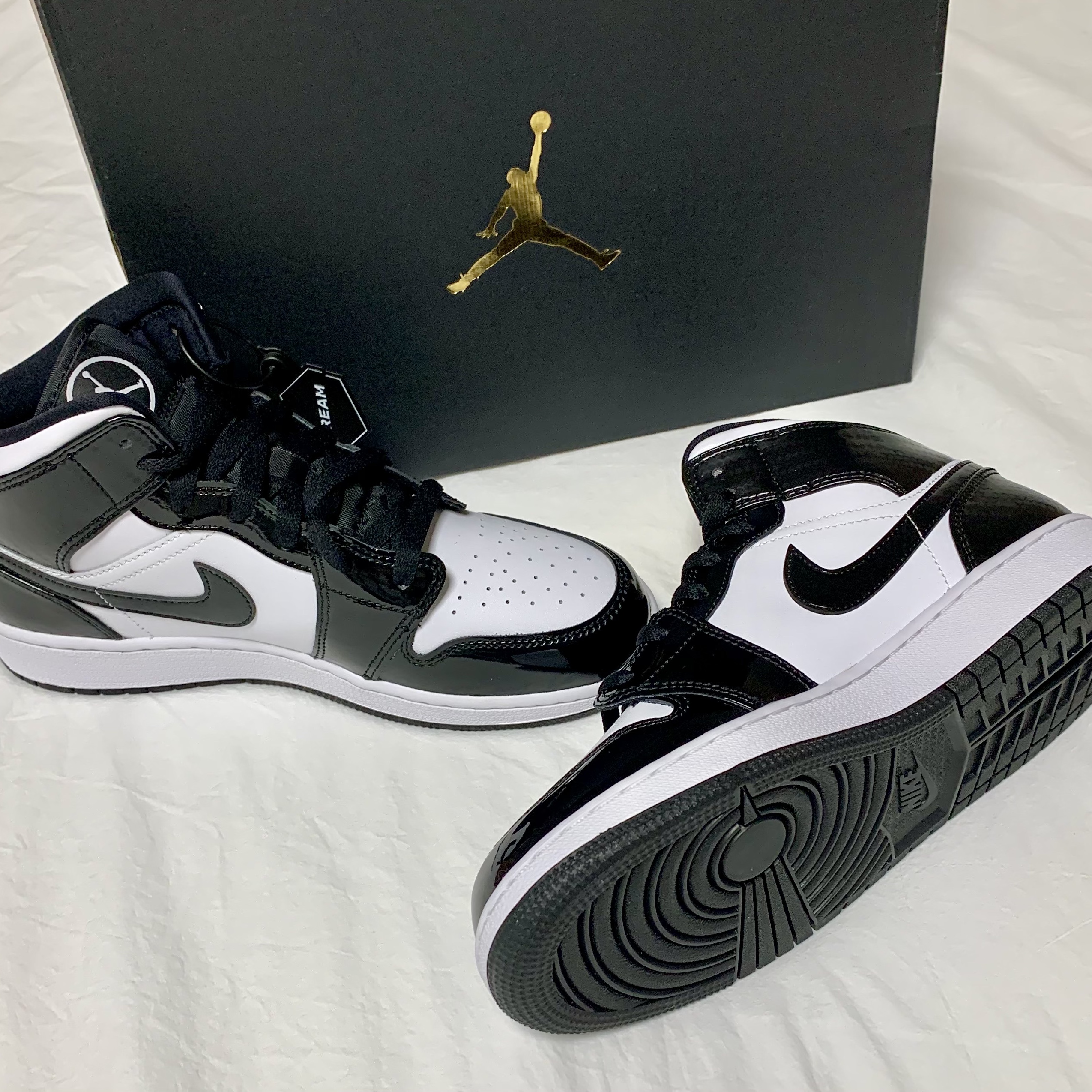 (GS) Jordan 1 Mid SE ASW Black 착용 스타일 - 2