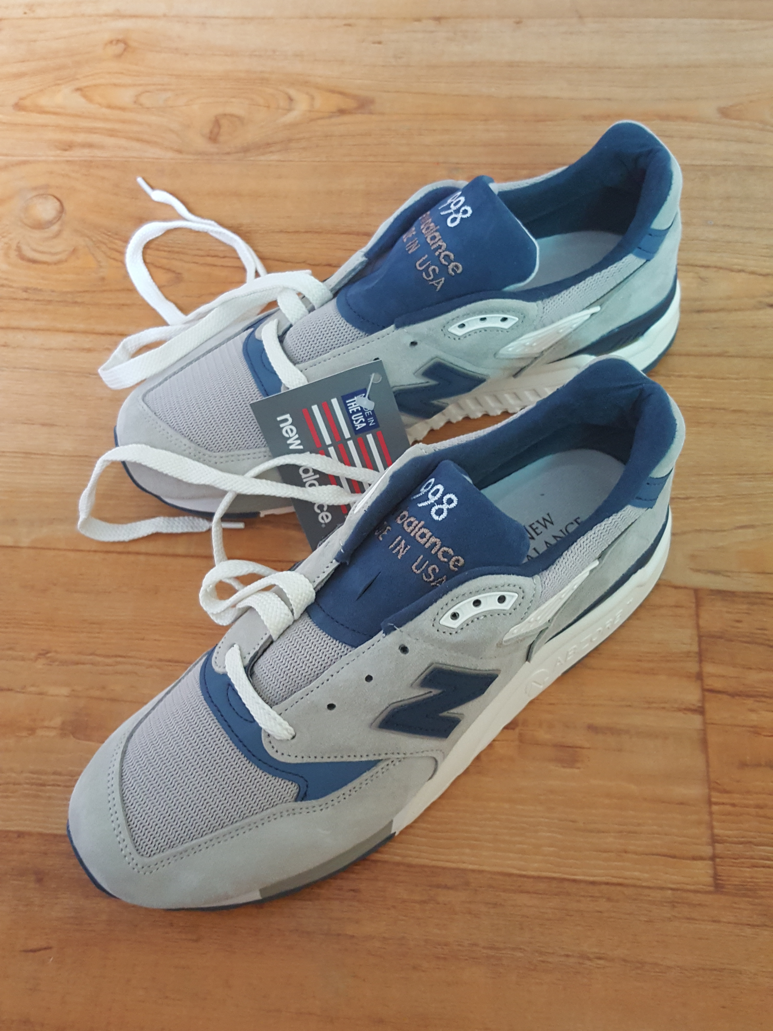 New Balance 998 Made in USA Explore by Sea Grey Navy 착용 스타일