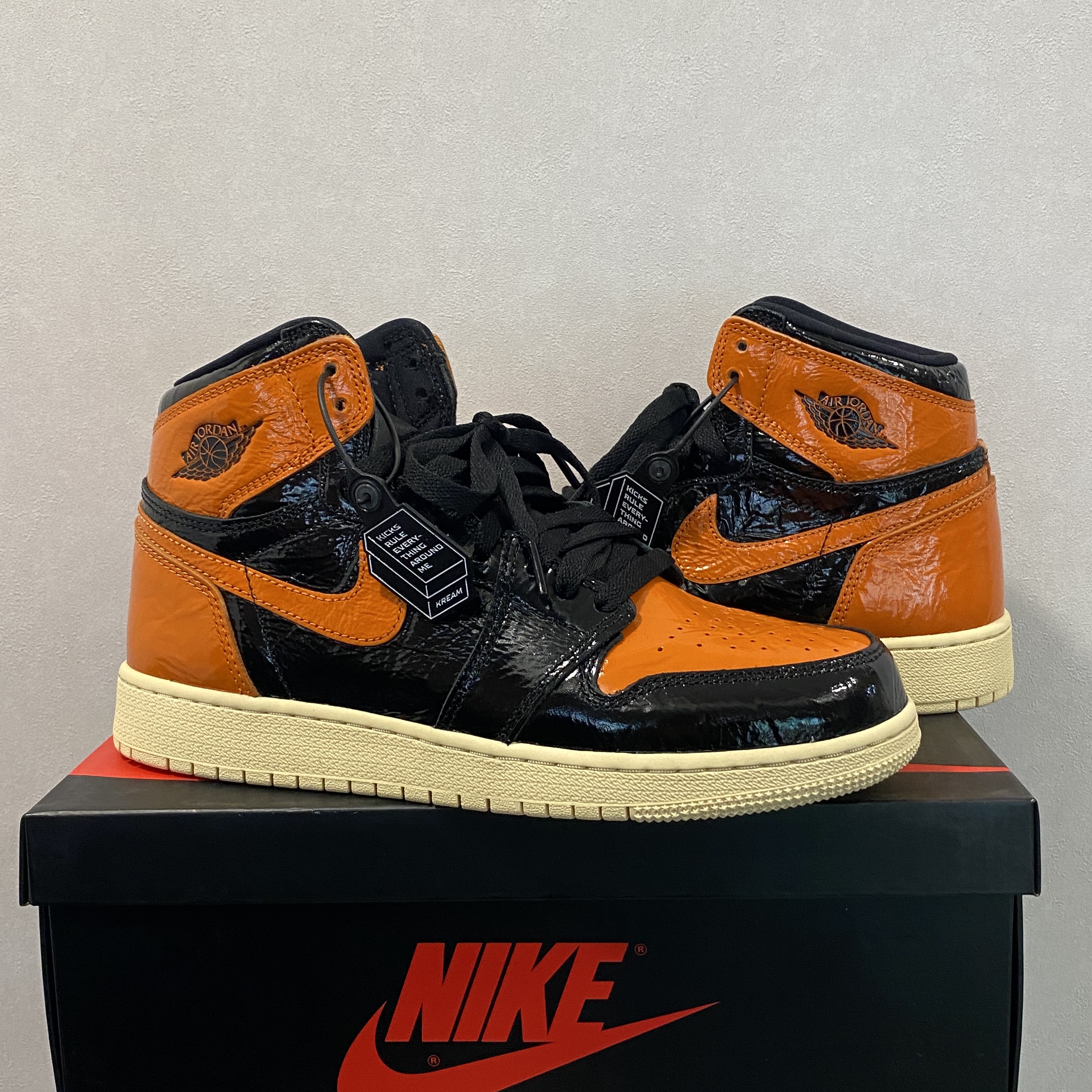 (GS) Jordan 1 Retro High OG Shattered Backboard 3.0 착용 스타일 - 1