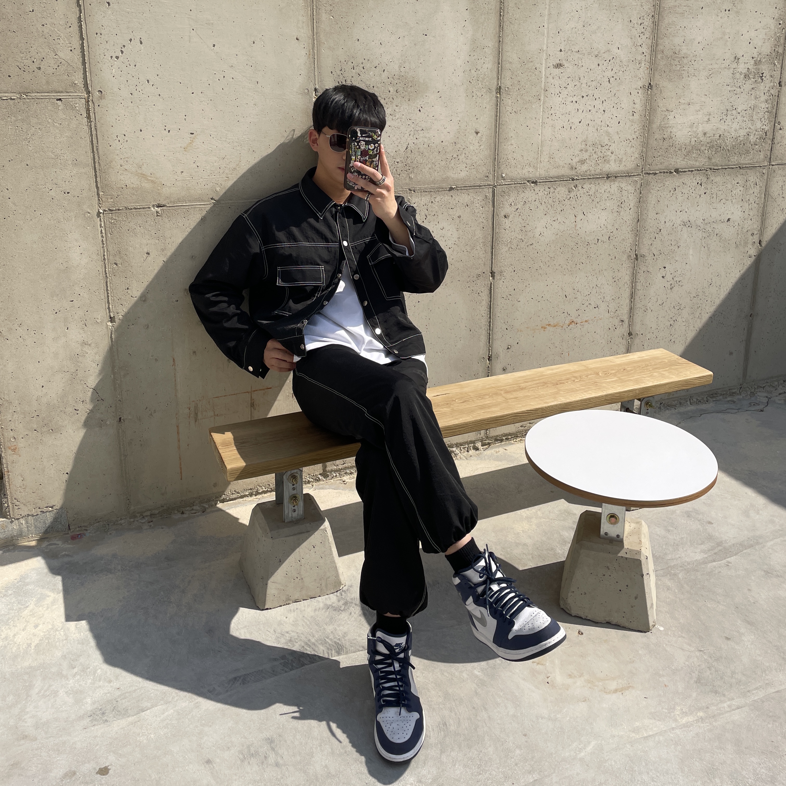 Jordan 1 Retro High OG CO.JP Midnight Navy 착용 스타일
