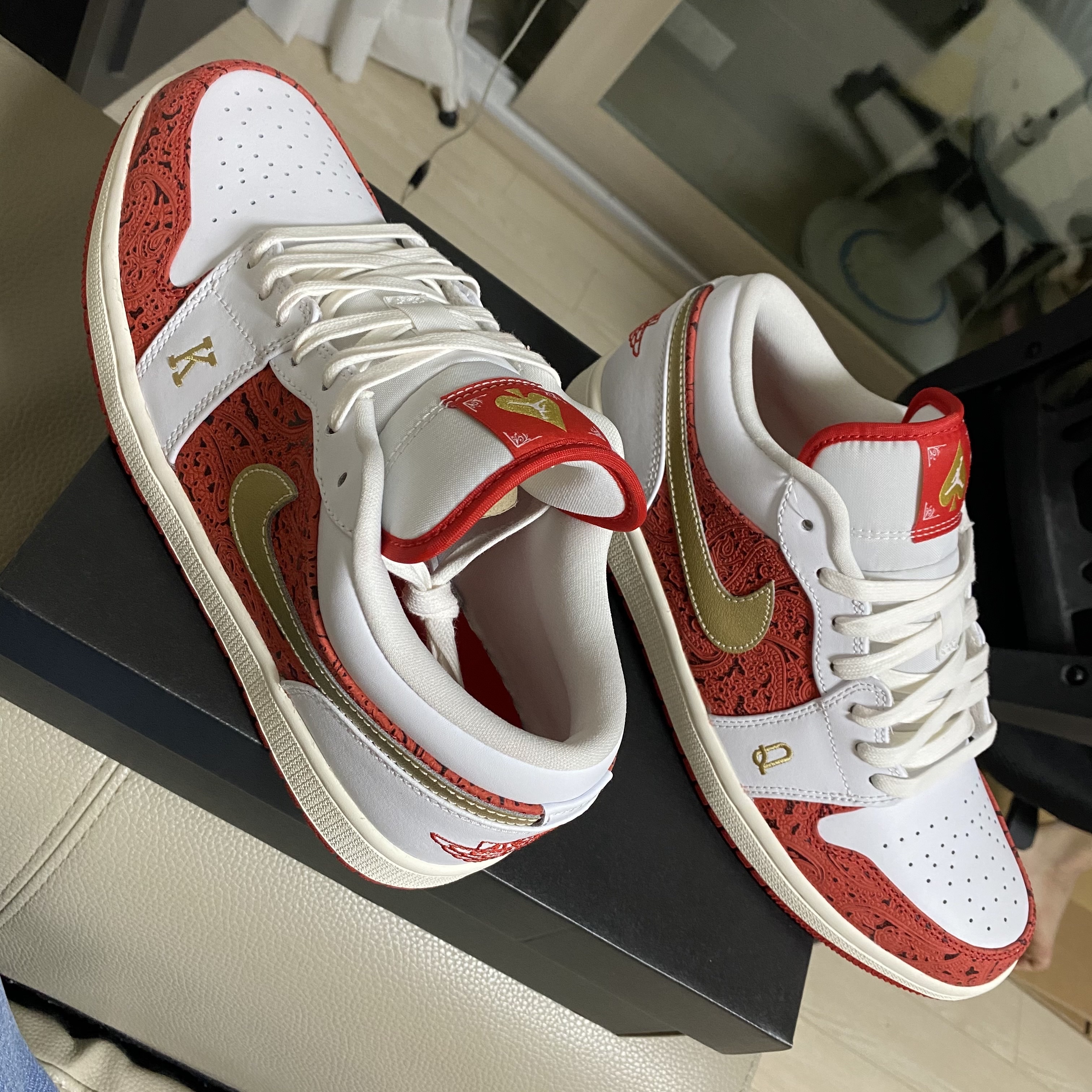 Jordan 1 Low SE Spades 착용 스타일 - 1