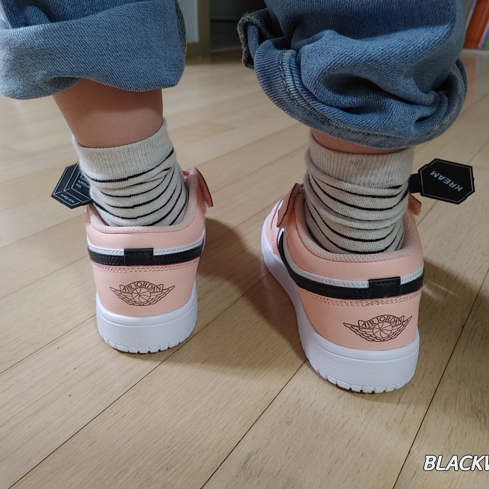 (PS) Jordan 1 Low Alt Light Arctic Pink 착용 스타일 - 5