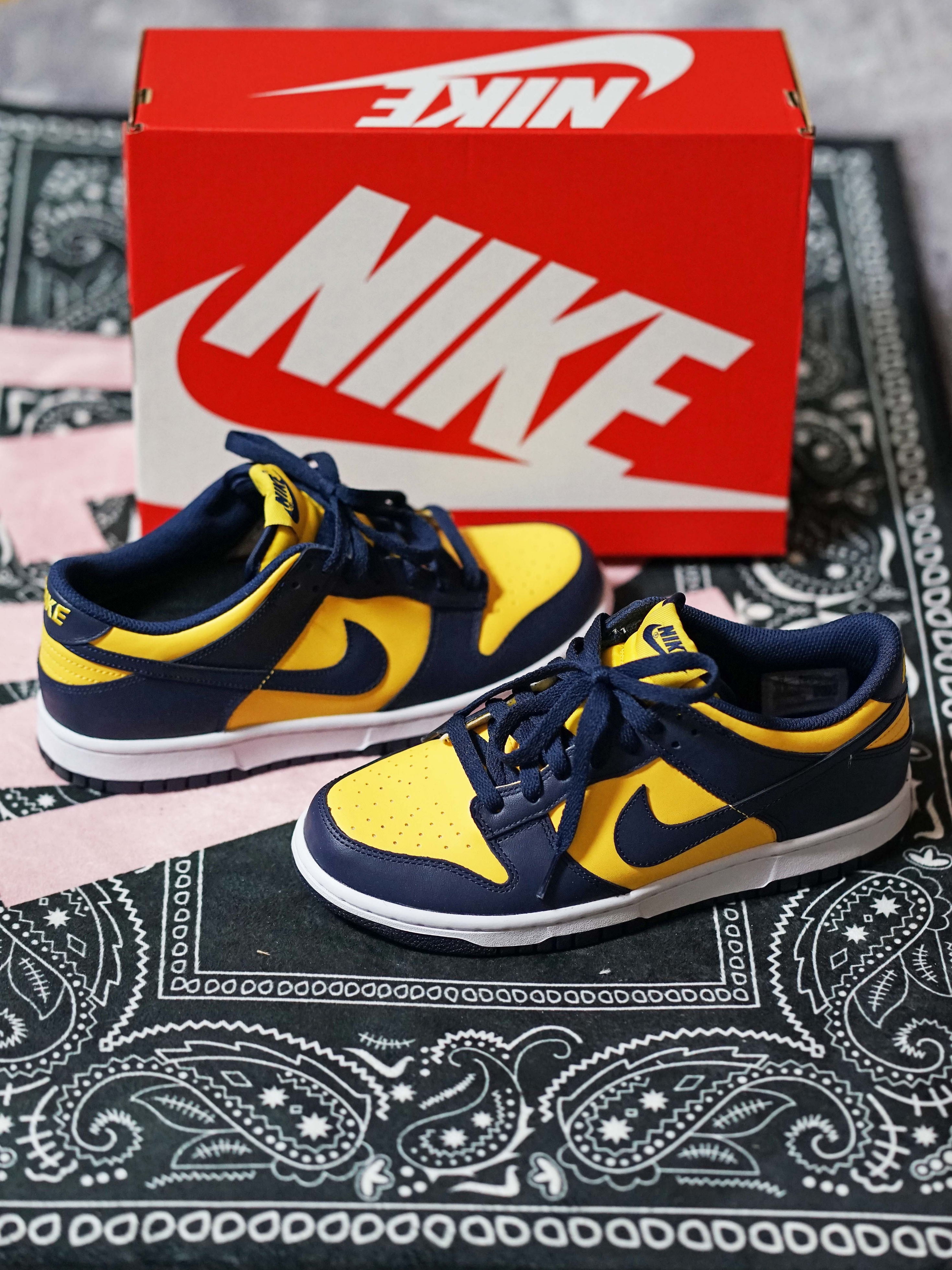 Nike Dunk Low Retro Varsity Maize, (GS) Nike Dunk Low Varsity Maize 착용 스타일 - 2