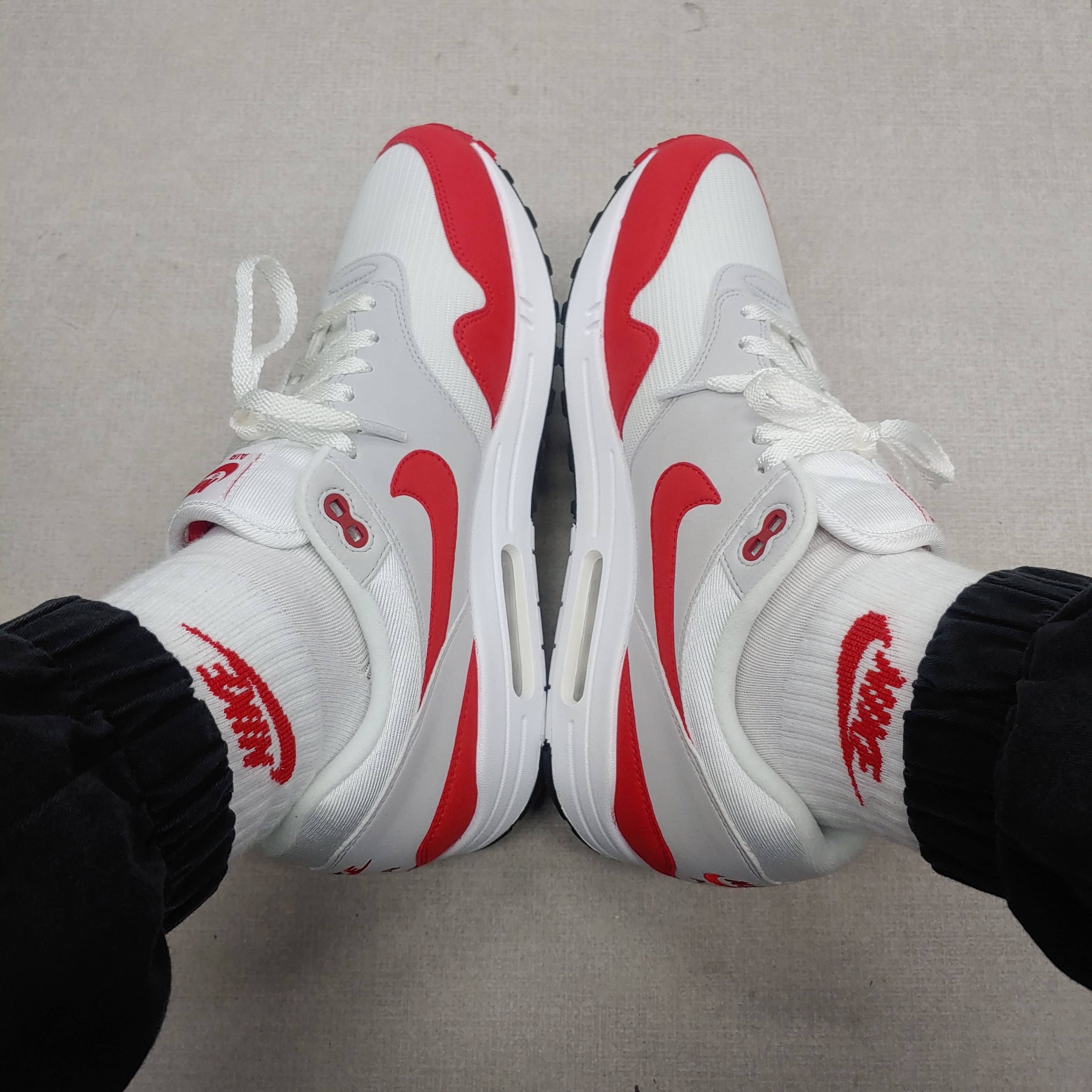 Nike Air Max 1 Anniversary Red (2017/2018 Restock Pair) 착용 스타일 - 1
