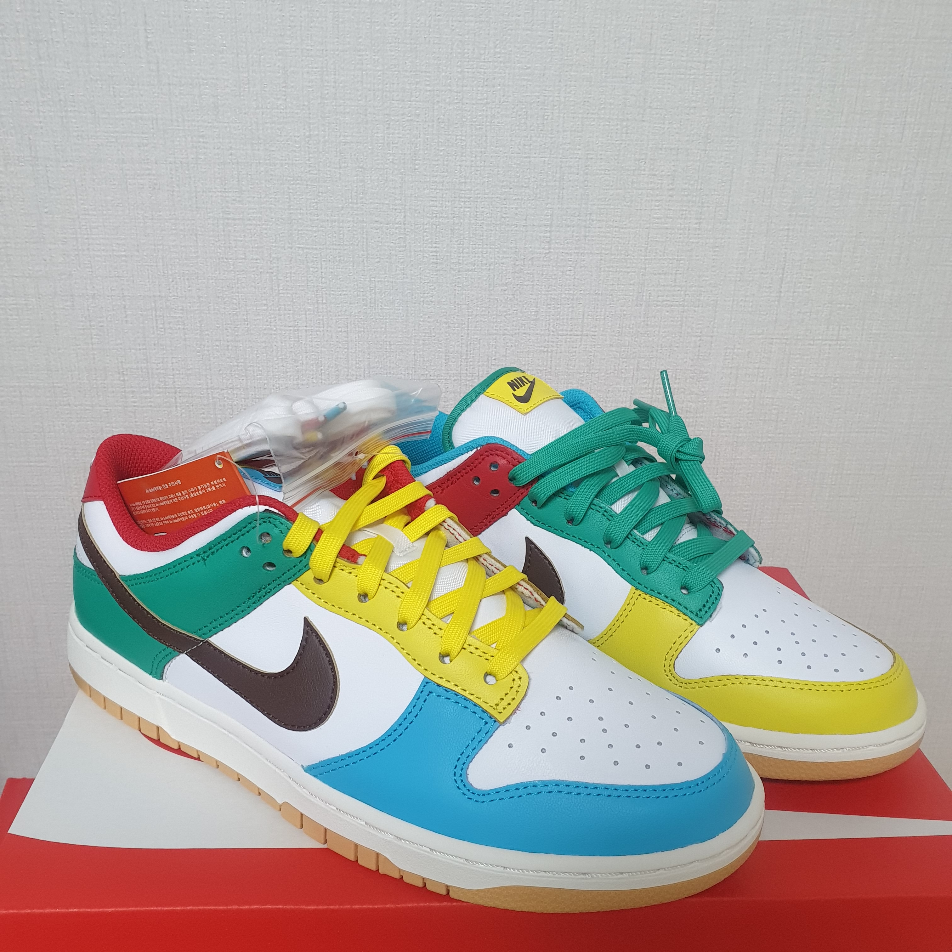 Nike Dunk Low SE Free.99 White 착용 스타일 - 3