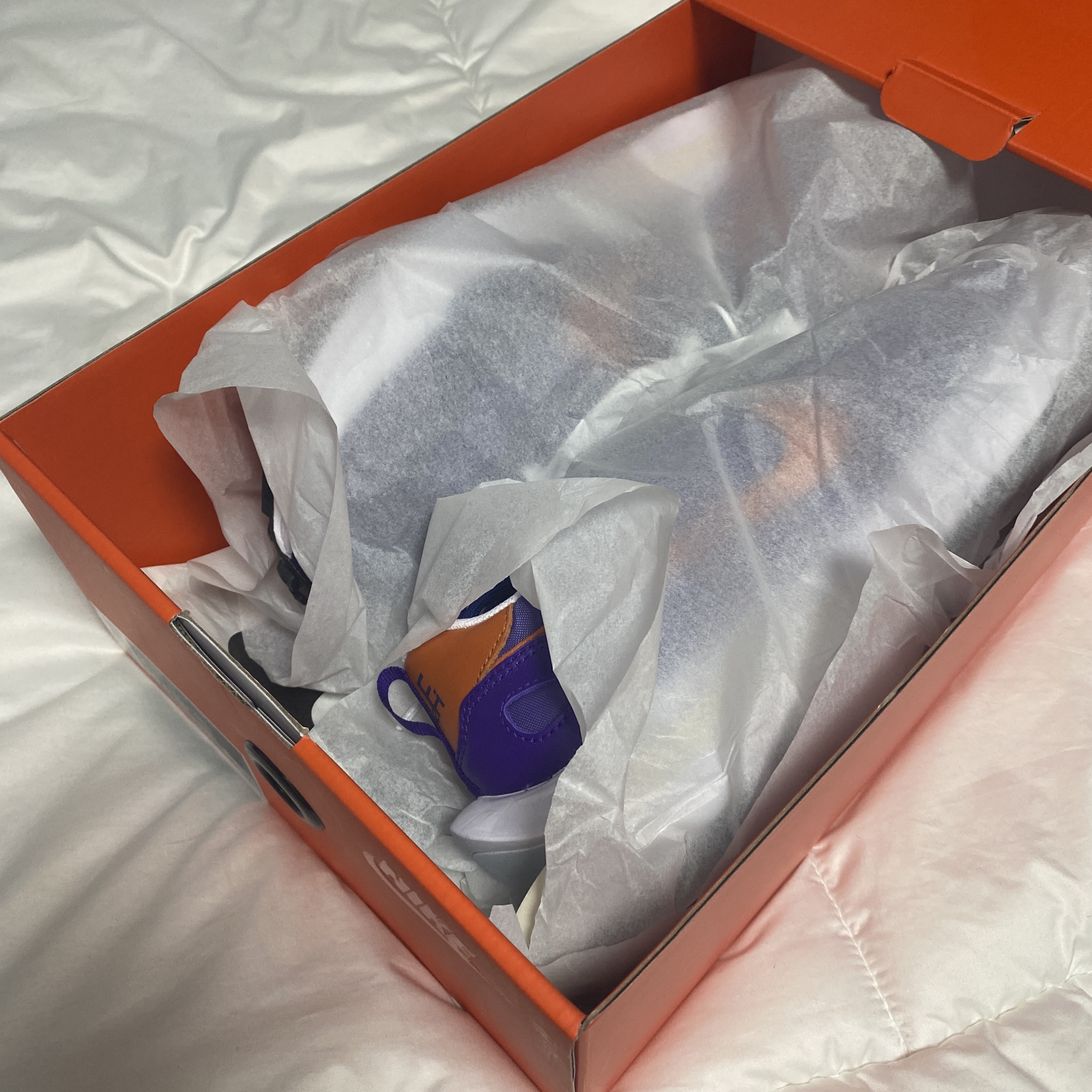 Nike x Sacai VaporWaffle Dark Iris 착용 스타일 - 3