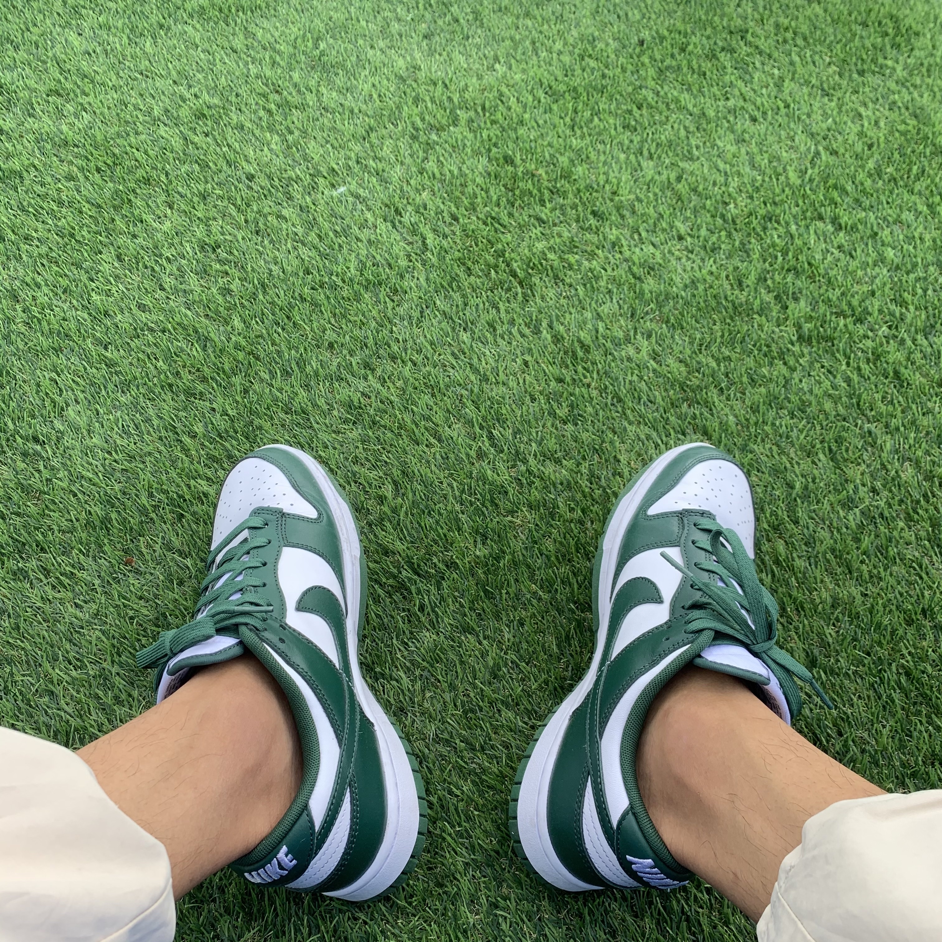 Nike Dunk Low Retro Varsity Green 착용 스타일