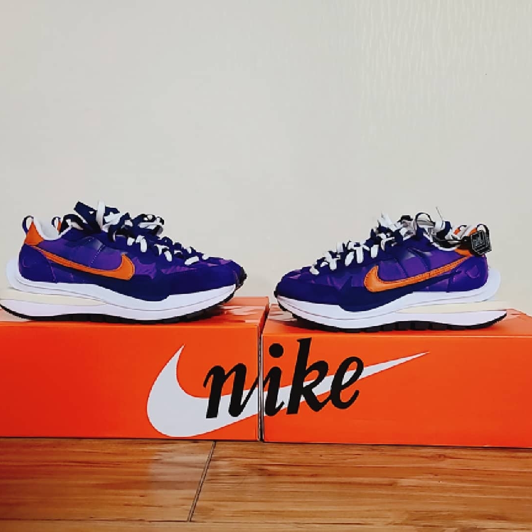 Nike x Sacai VaporWaffle Dark Iris 착용 스타일