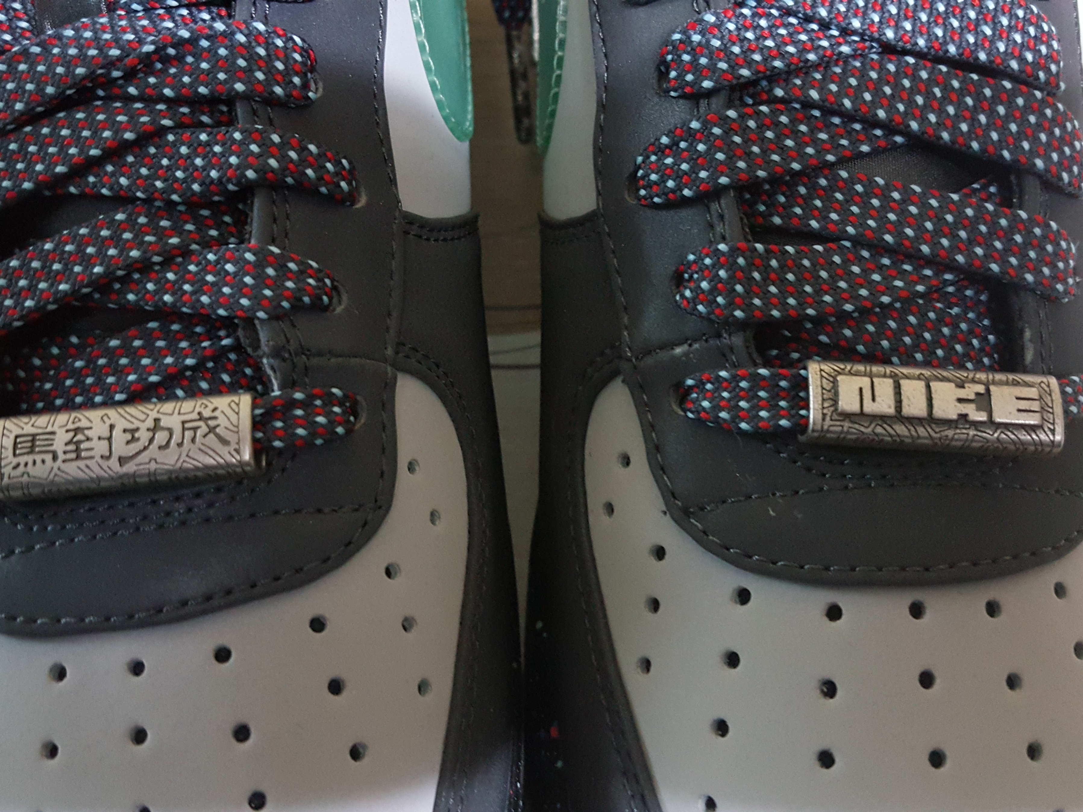 Nike Lunar Force 1 Low Year of the Horse Wolf Grey 착용 스타일 - 2