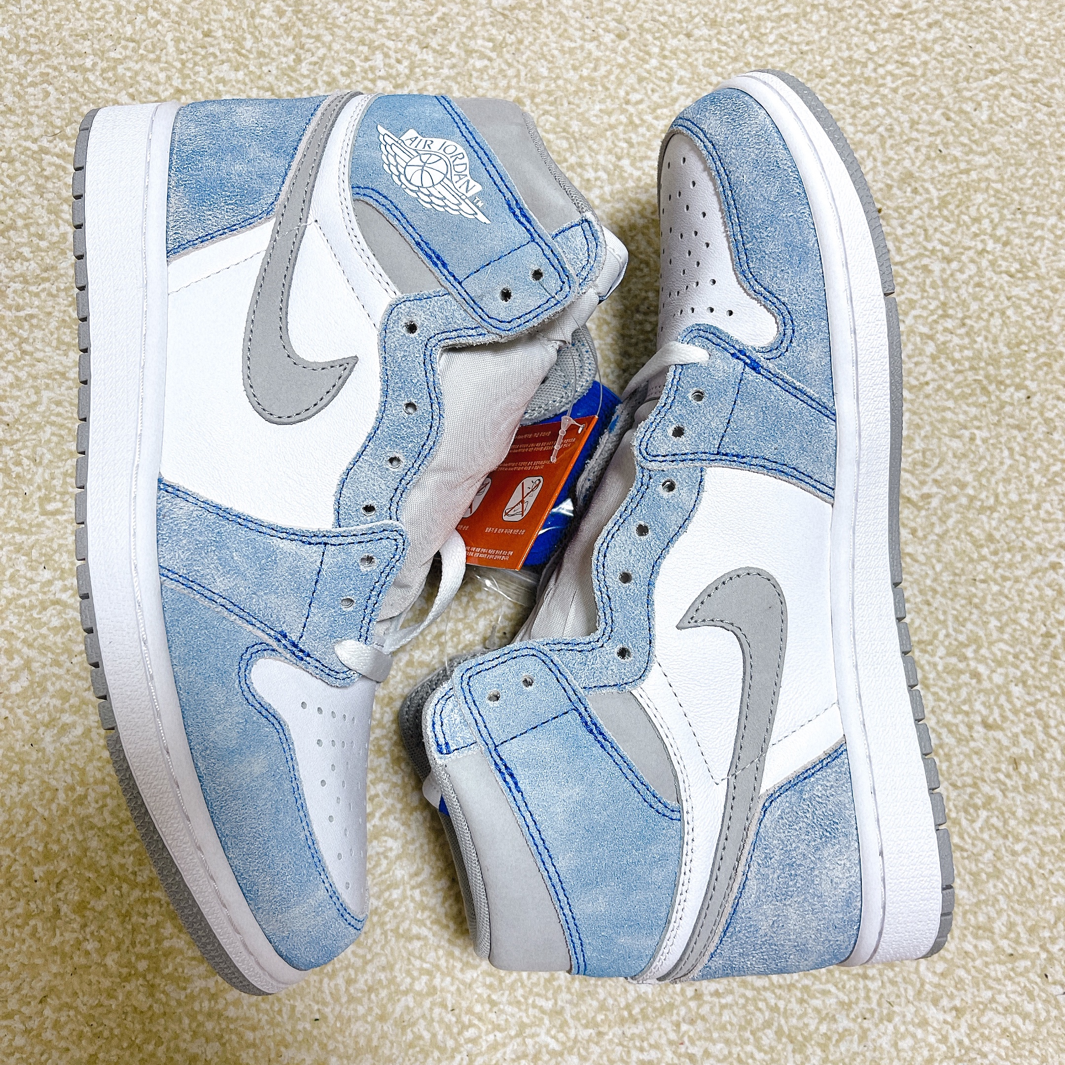 Jordan 1 Retro High OG Hyper Royal, Nike x Sacai VaporWaffle Dark Iris 착용 스타일 - 2
