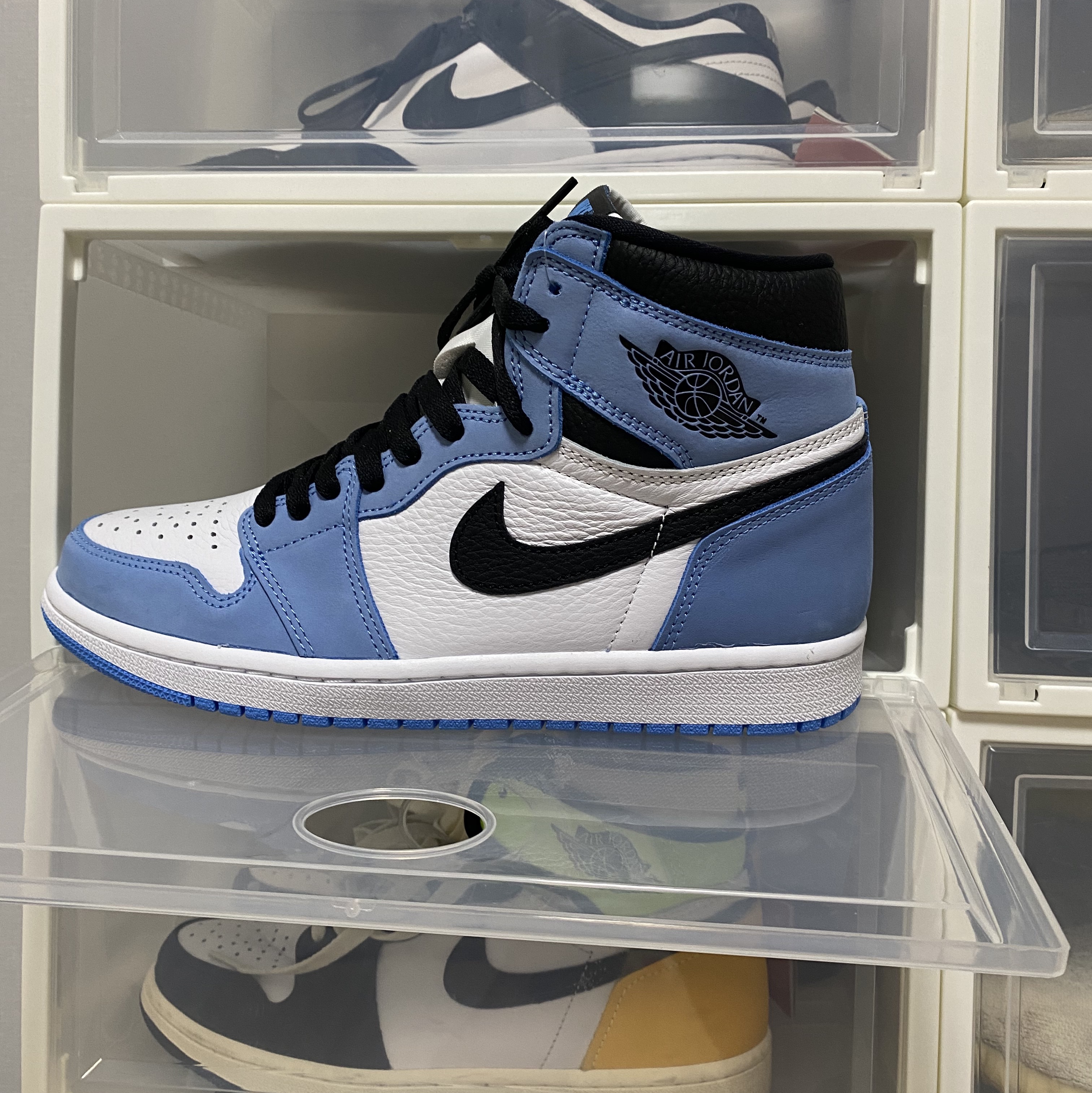 Jordan 1 Retro High OG University Blue 착용 스타일