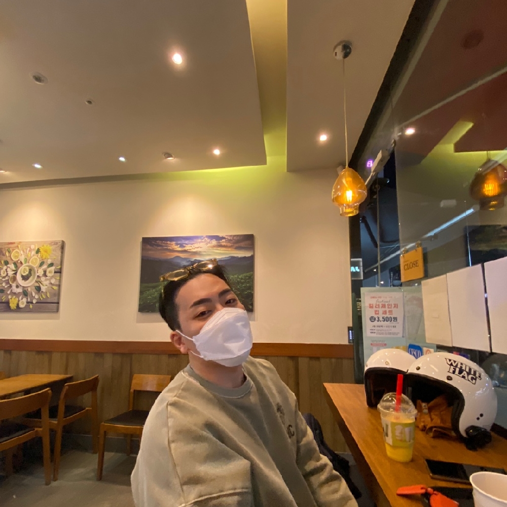 KREAM 프로필 이미지