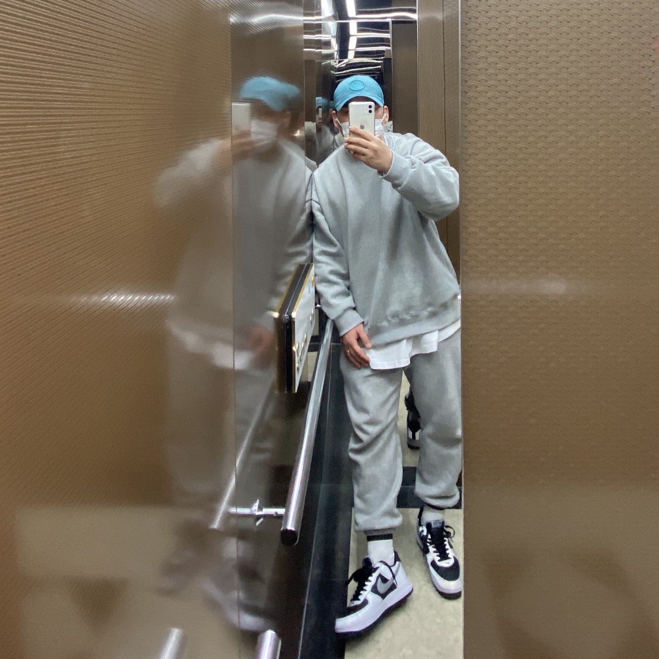 Nike Air Force 1 B Silver Snake, Stone Island 99576 Nylon Metal 6-Panel Cap Aqua - 21SS 착용 스타일