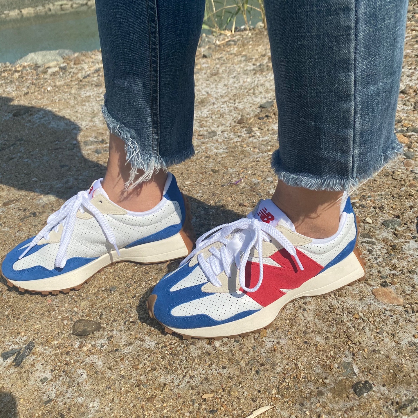 New Balance 327 Blue Red - JD Sports Exclusive 착용 스타일