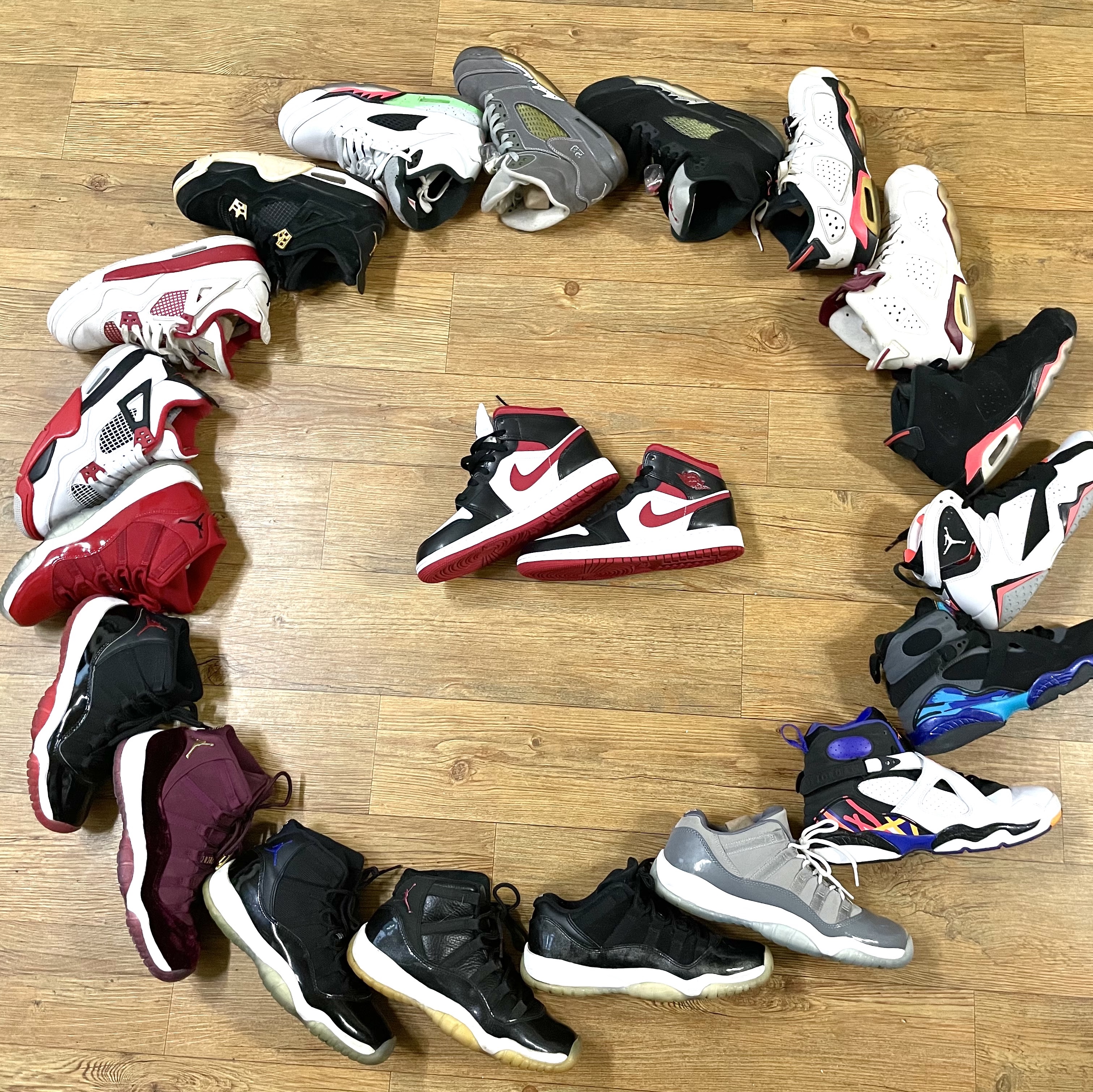 (GS) Jordan 1 Mid Gym Red Black White 착용 스타일