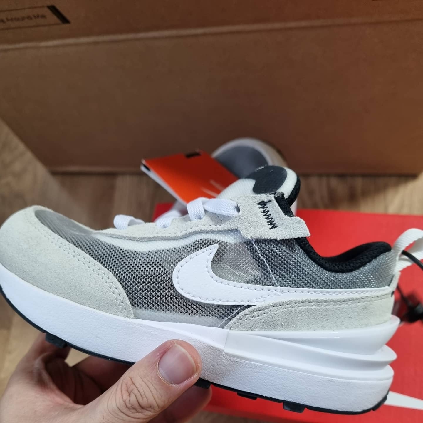 (TD) Nike Waffle One Infinite Lilac 착용 스타일 - 2