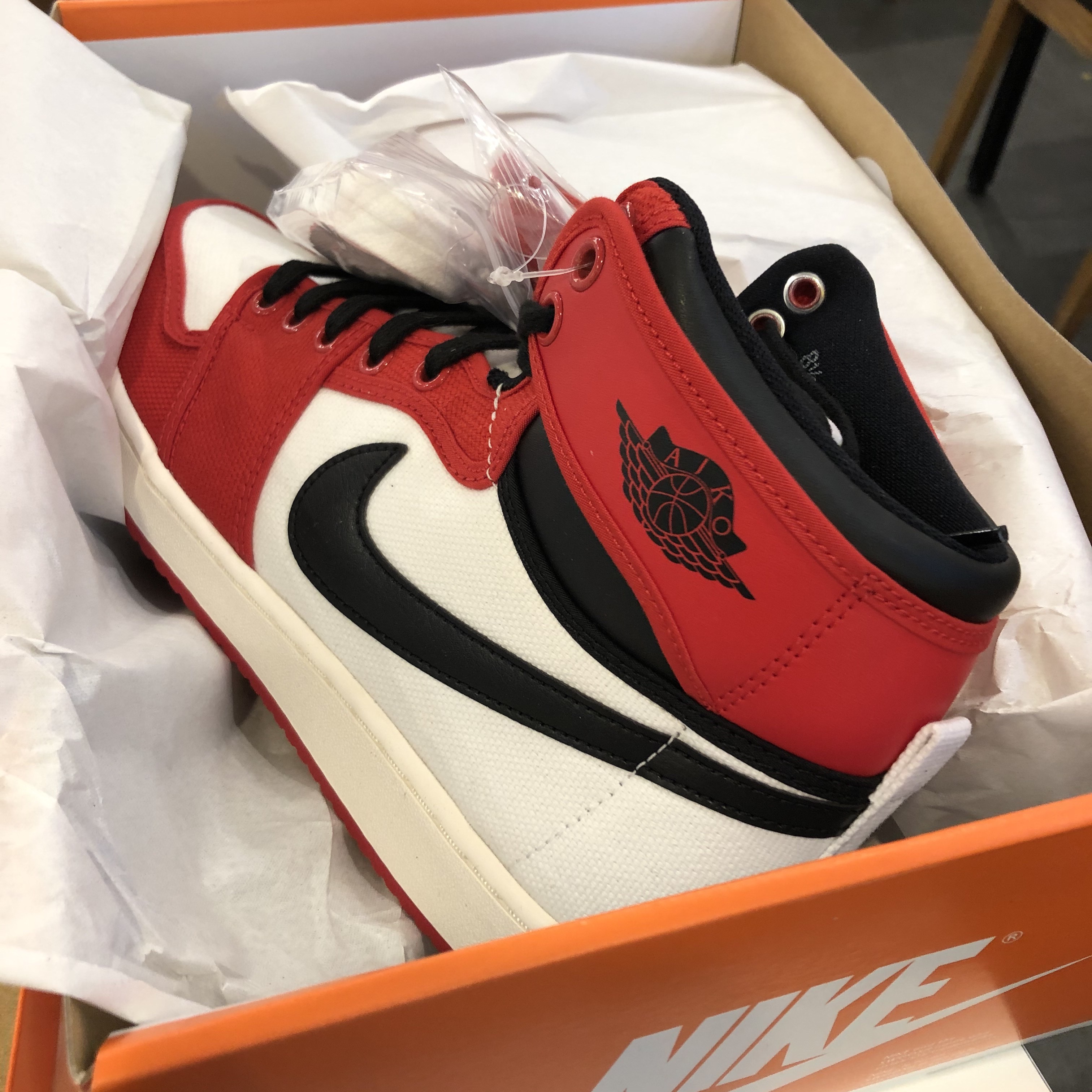 Jordan 1 KO Chicago 2021 착용 스타일 - 1