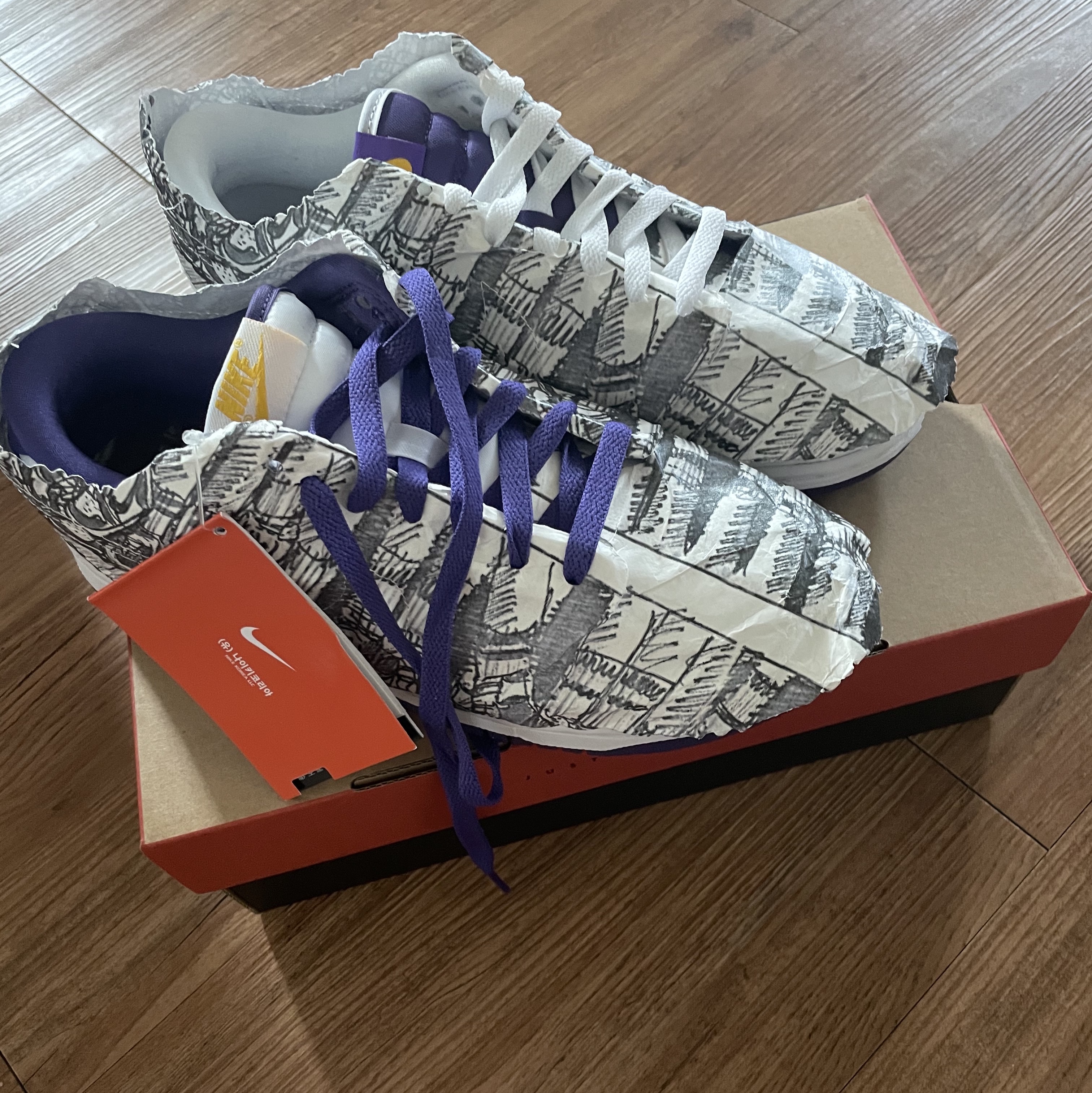 (W) Nike Dunk Low SE Flip 착용 스타일 - 1