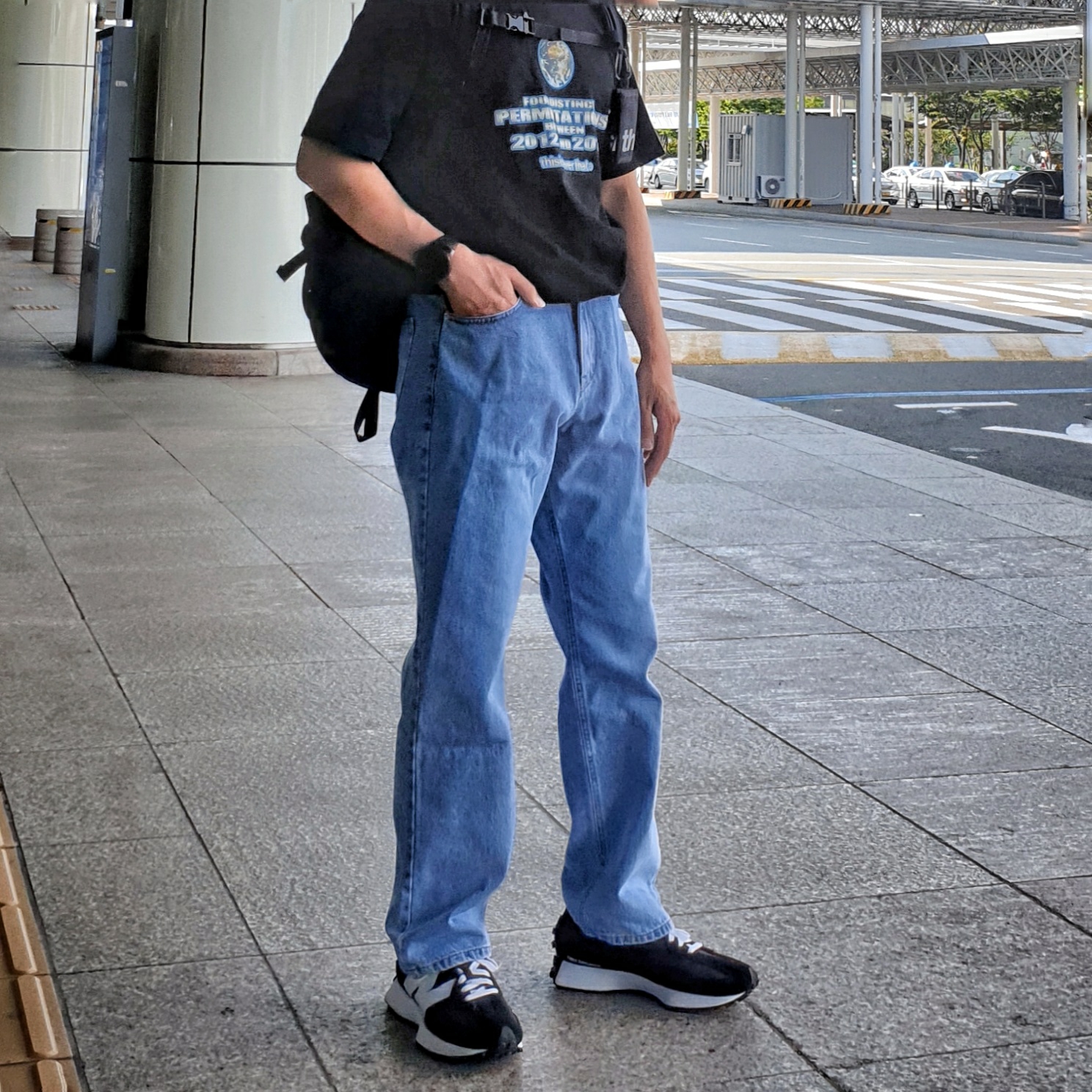 New Balance 327 Black 착용 스타일
