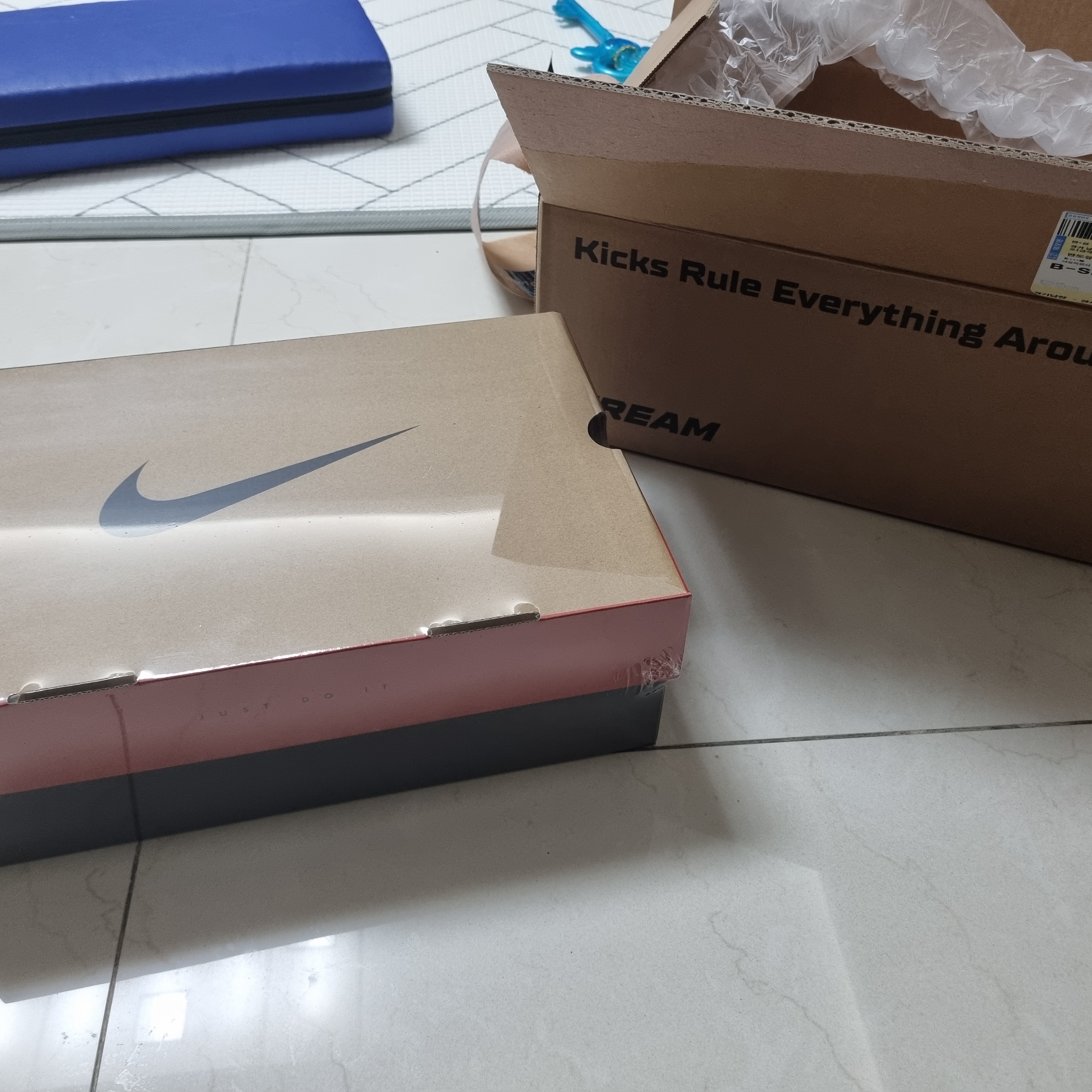 Nike x Travis Scott Air Max 270 React Cactus Trails 착용 스타일 - 3