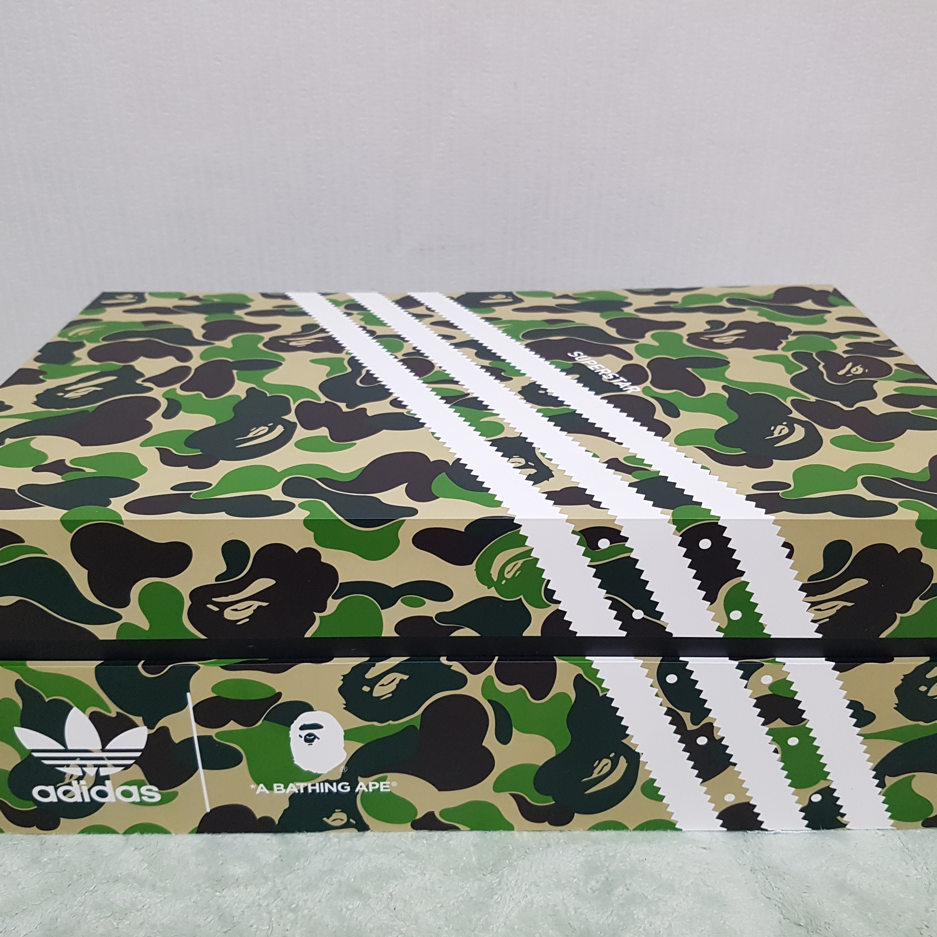 Adidas x BAPE Superstar 80s Green Camo 착용 스타일 - 1