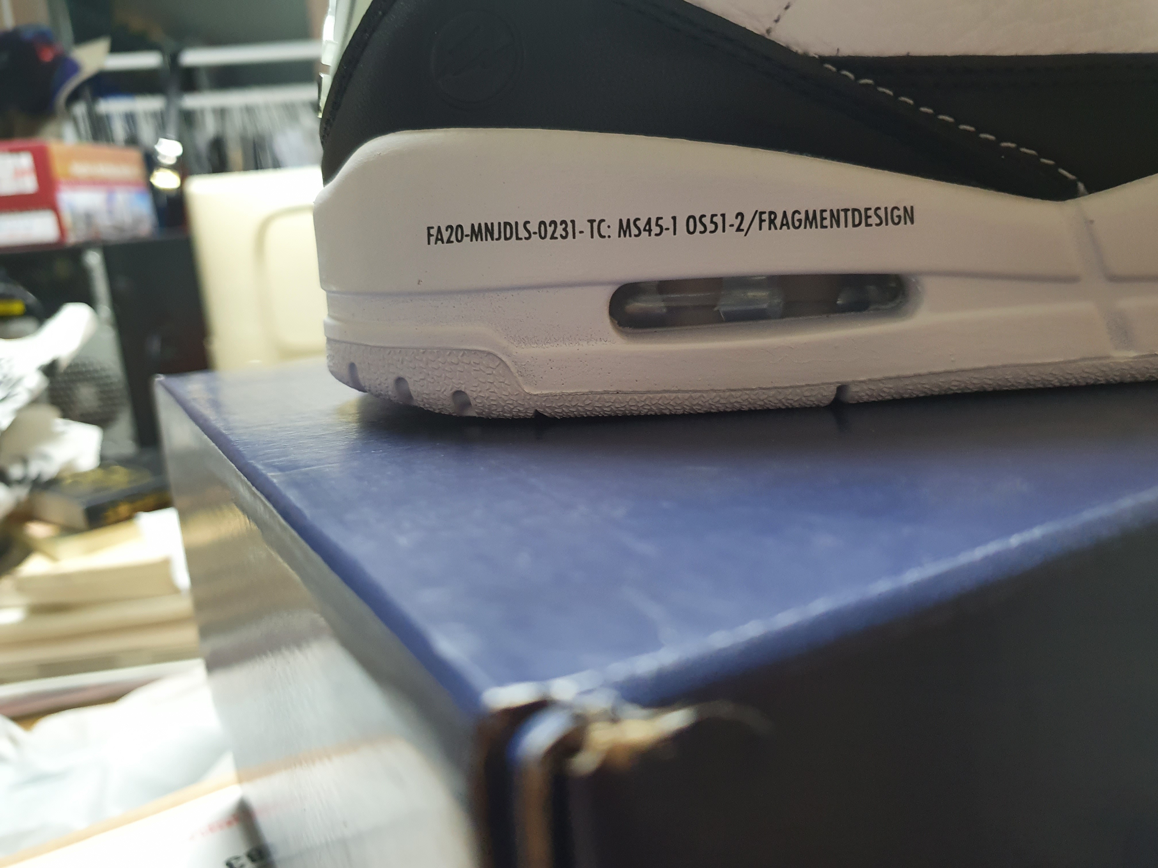 Jordan 3 x Fragment Retro SP White Black 착용 스타일 - 3