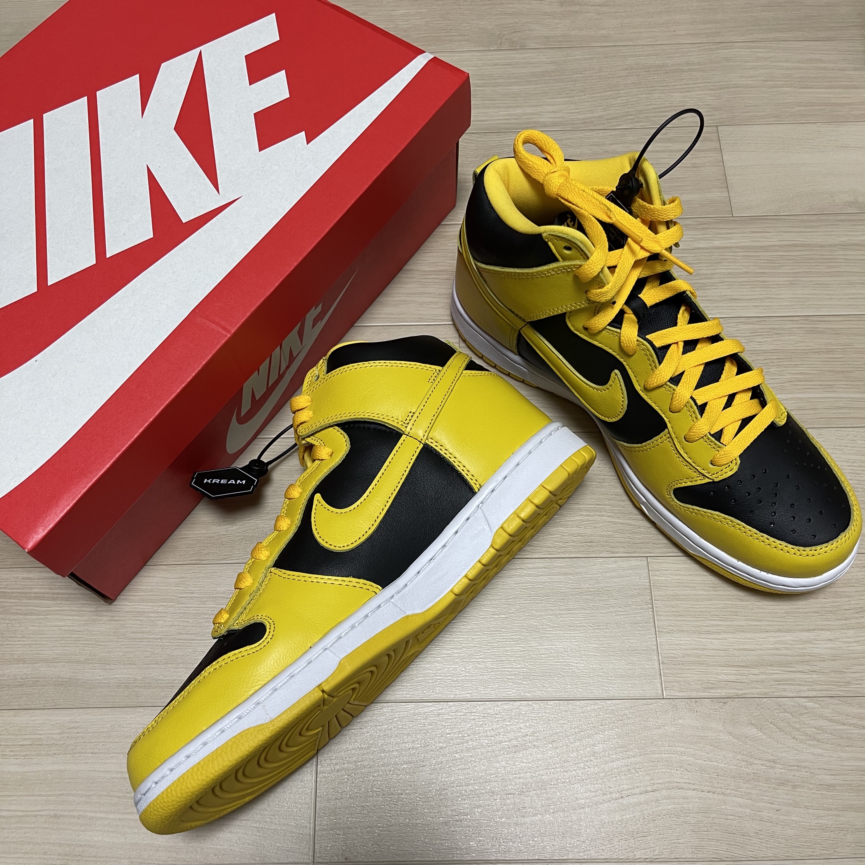 Nike Dunk High SP Varsity Maize 착용 스타일 - 1
