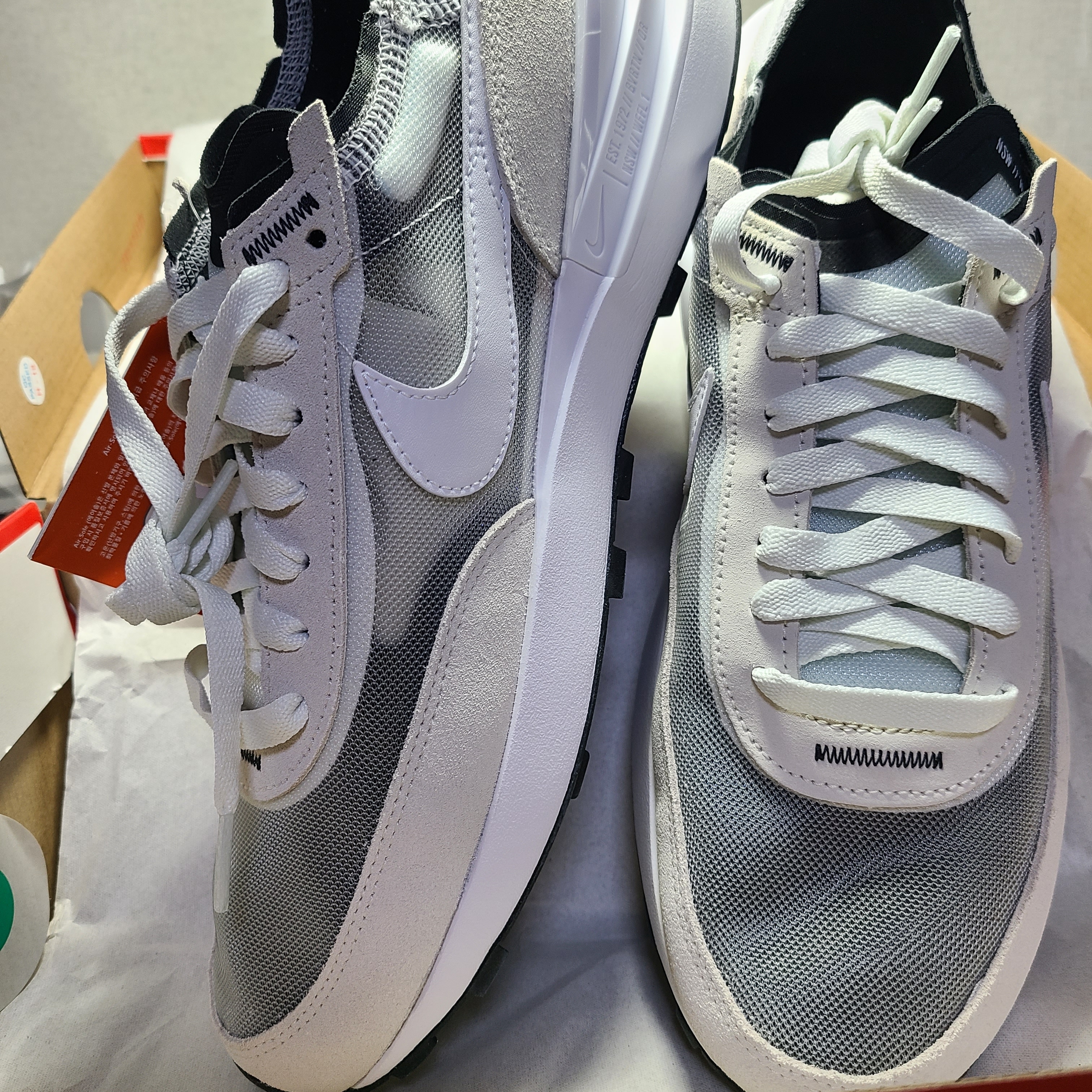 Nike Waffle One Infinite Lilac 착용 스타일
